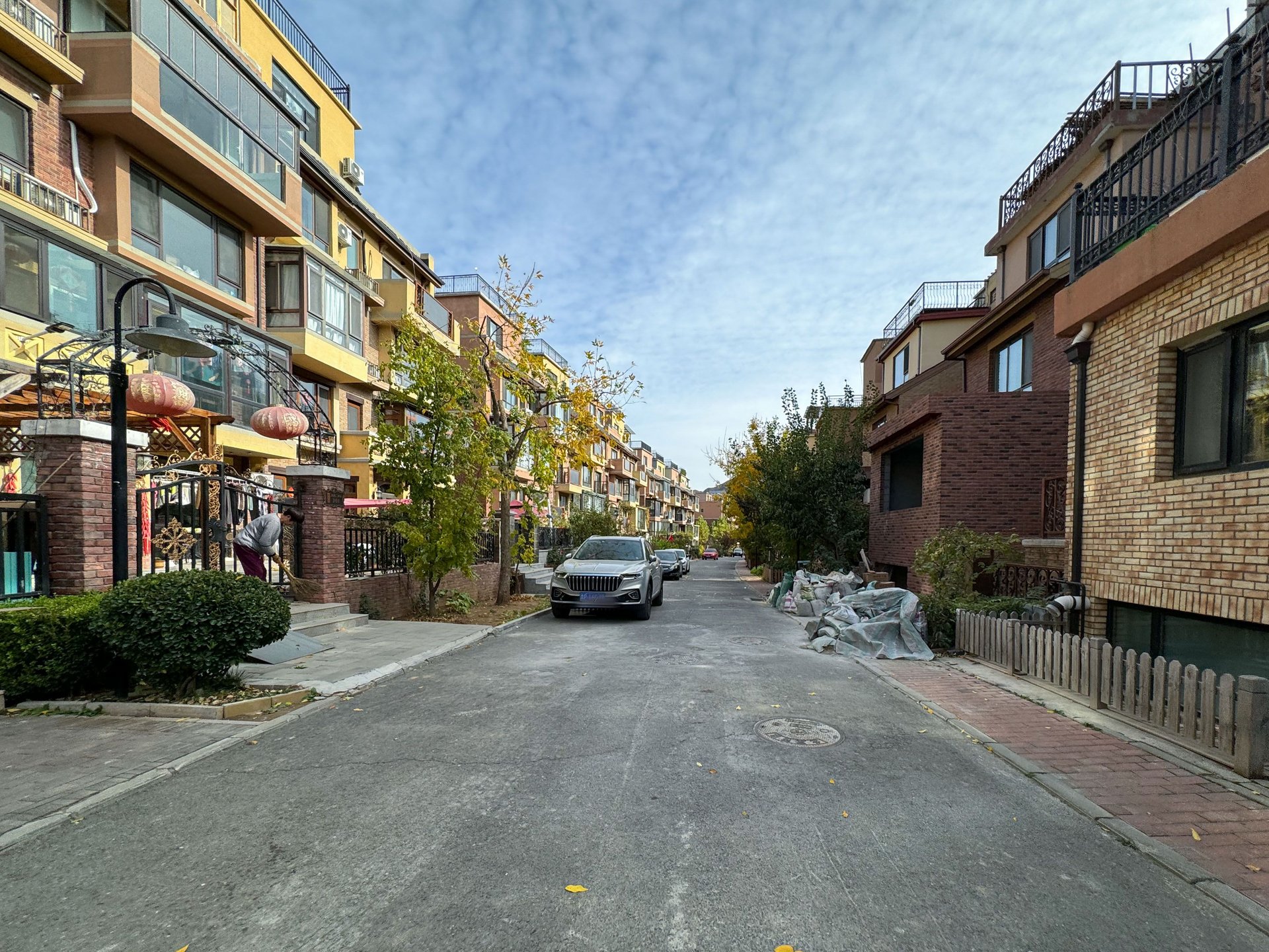 首创澜茵山二期 environment