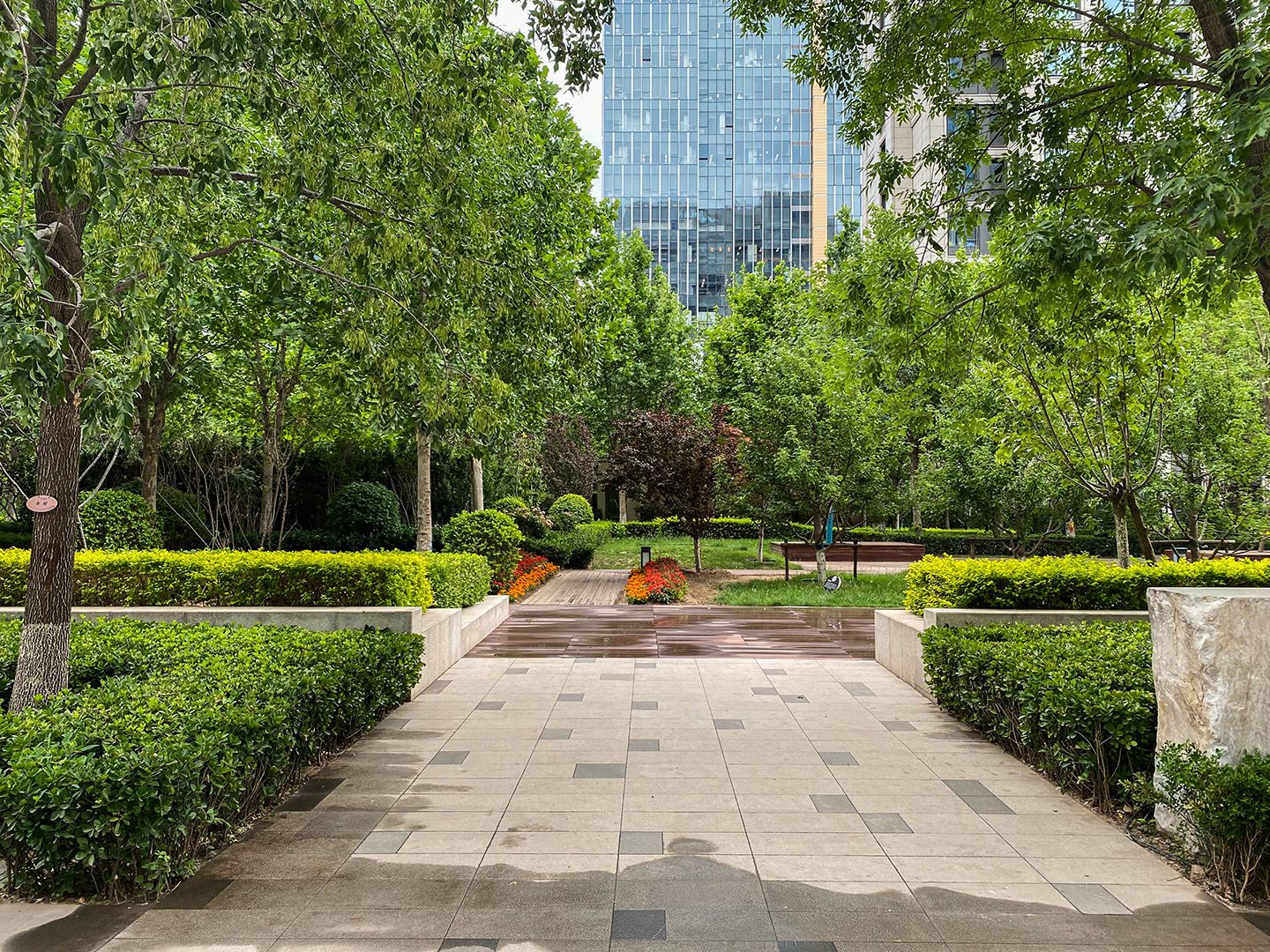 首创天阅西山 environment