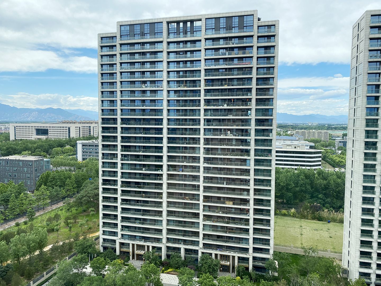 首创天阅西山 environment