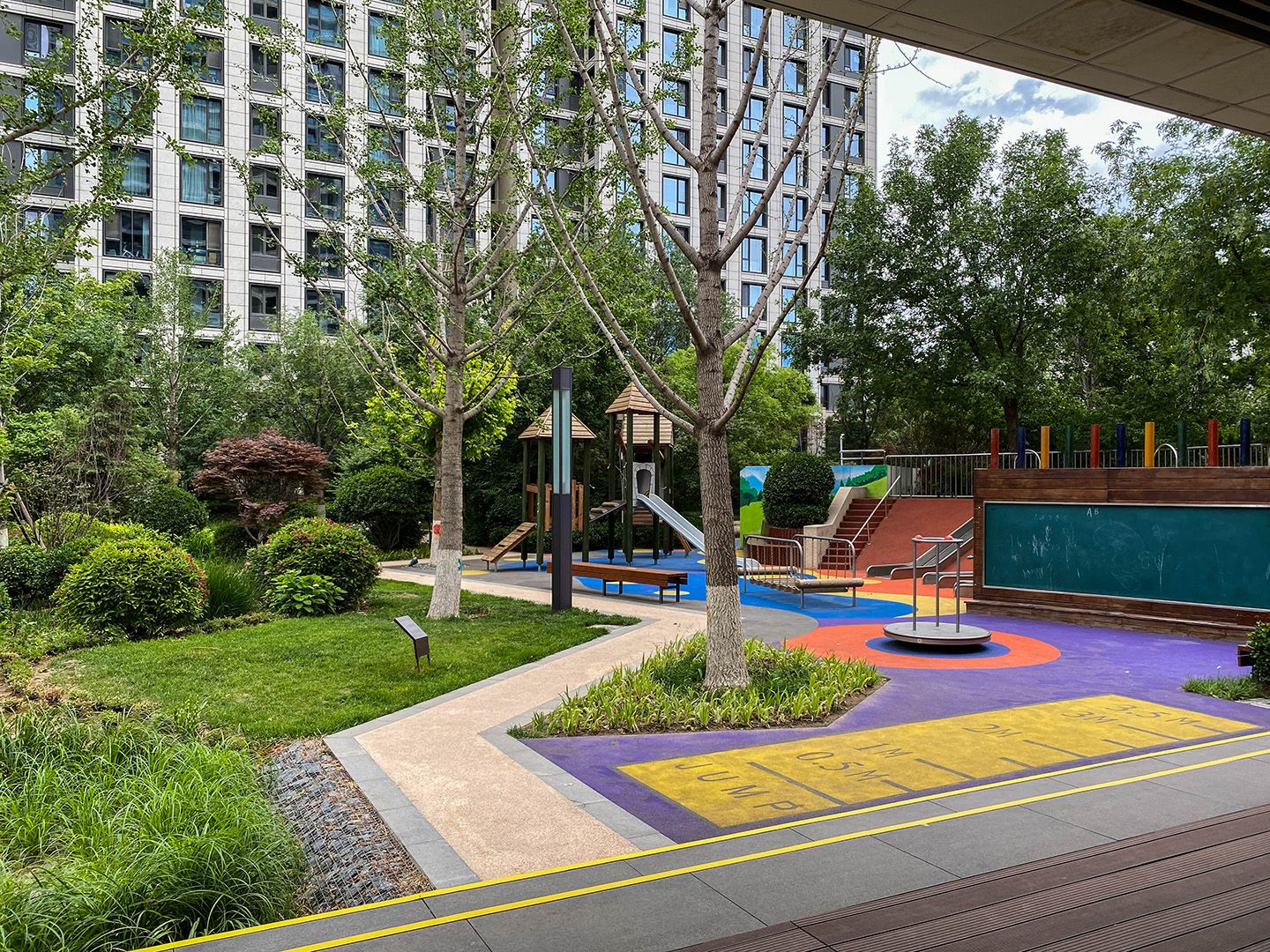 首创天阅西山 environment