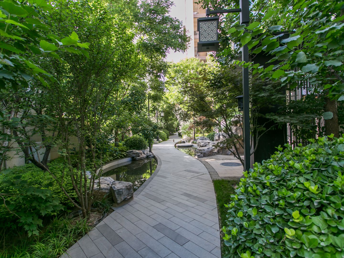 首开龙湖天琅 environment