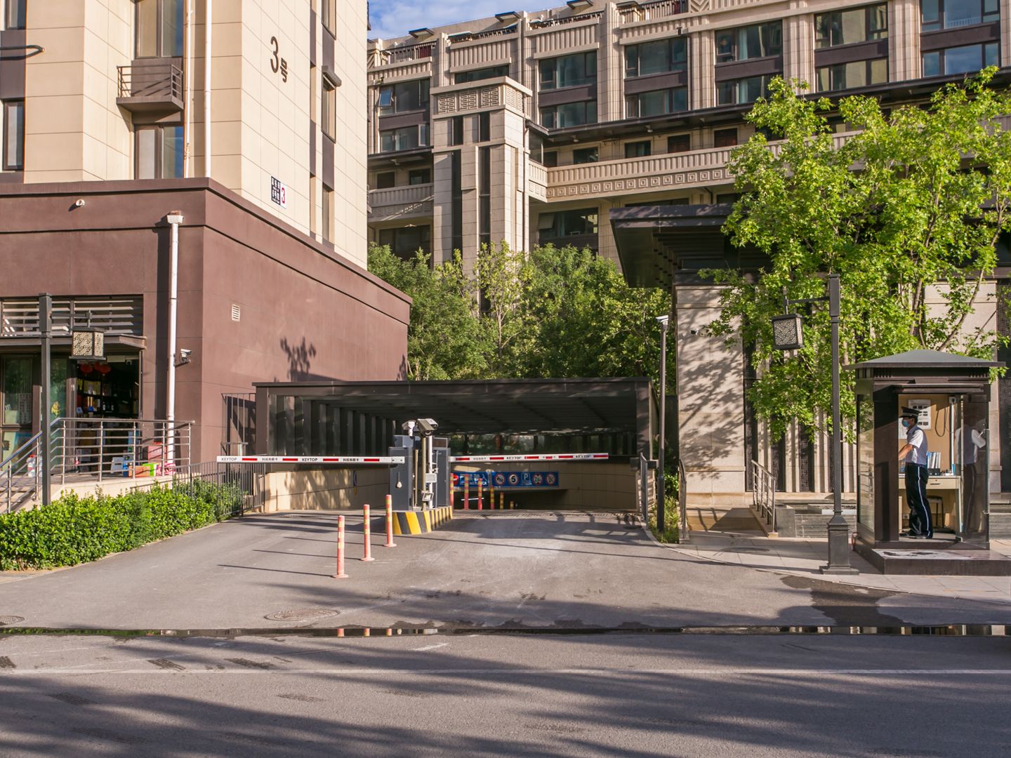 首开龙湖天琅 environment