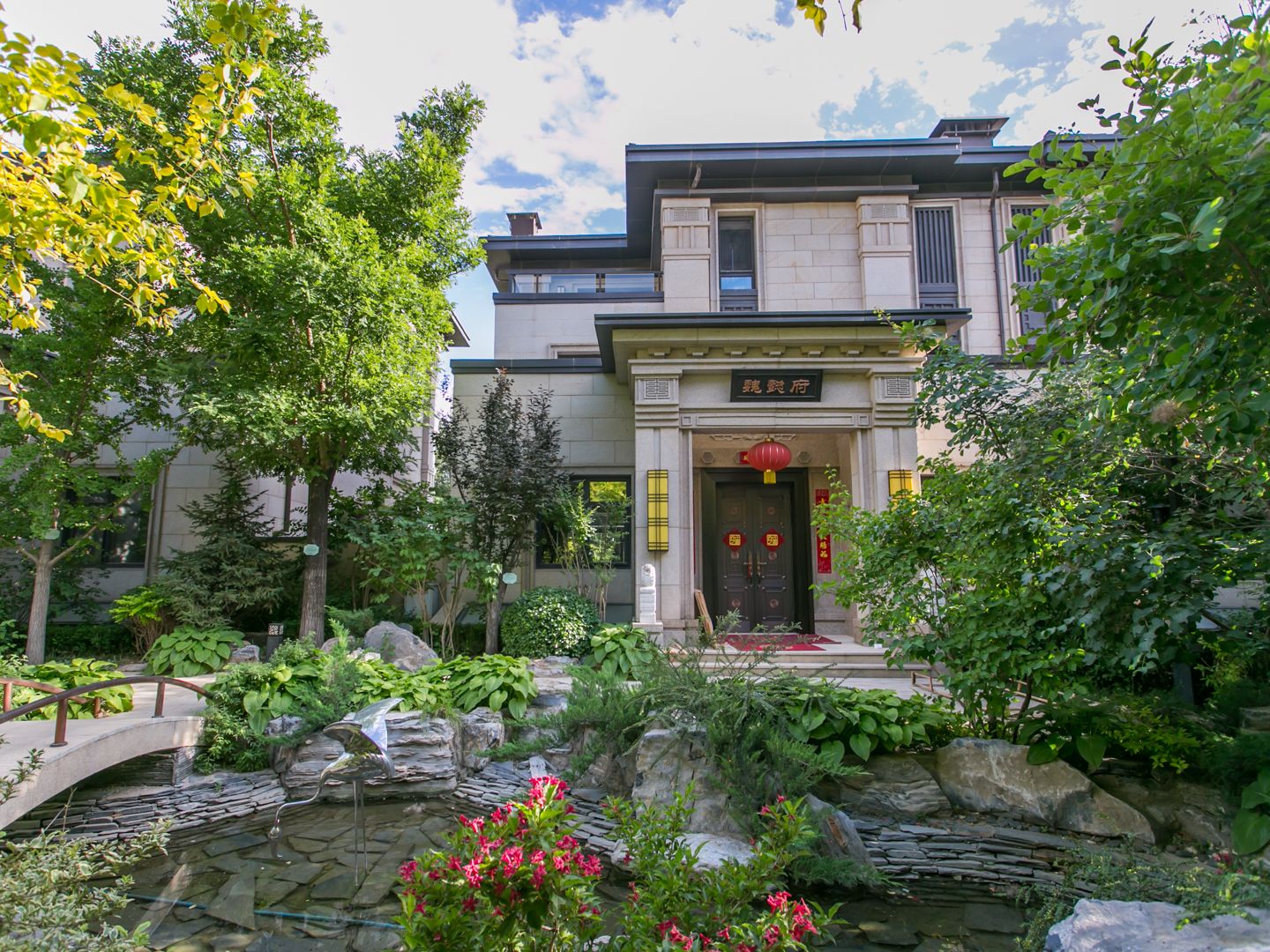 首开龙湖天琅 environment