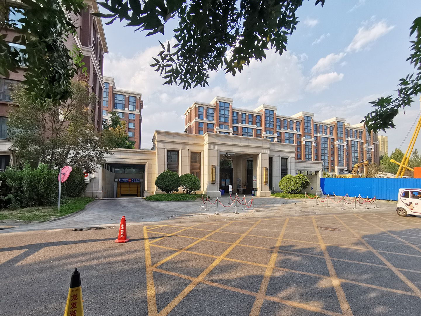 首开璞瑅公馆 environment