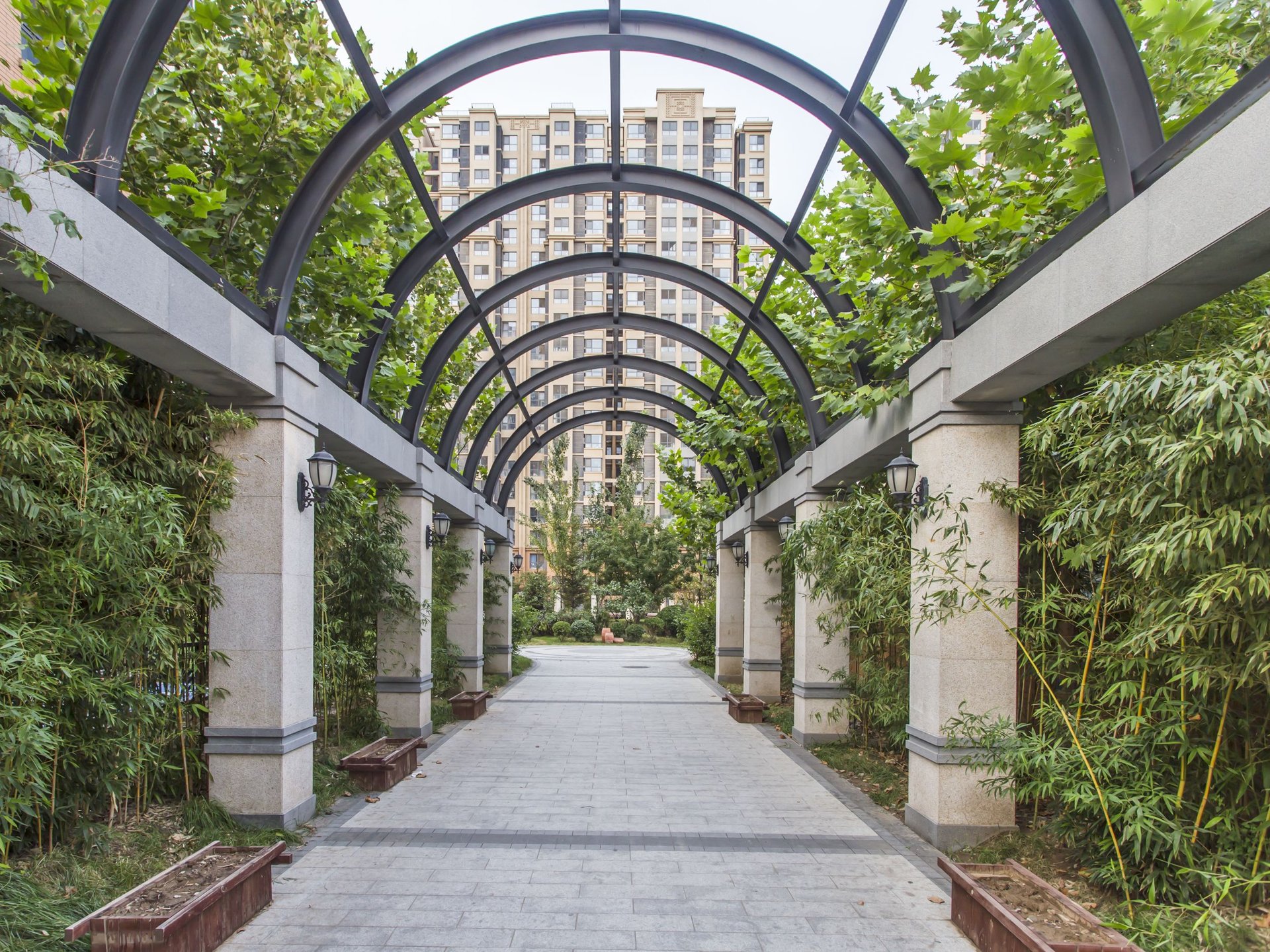 首开熙悦山澜庭 environment