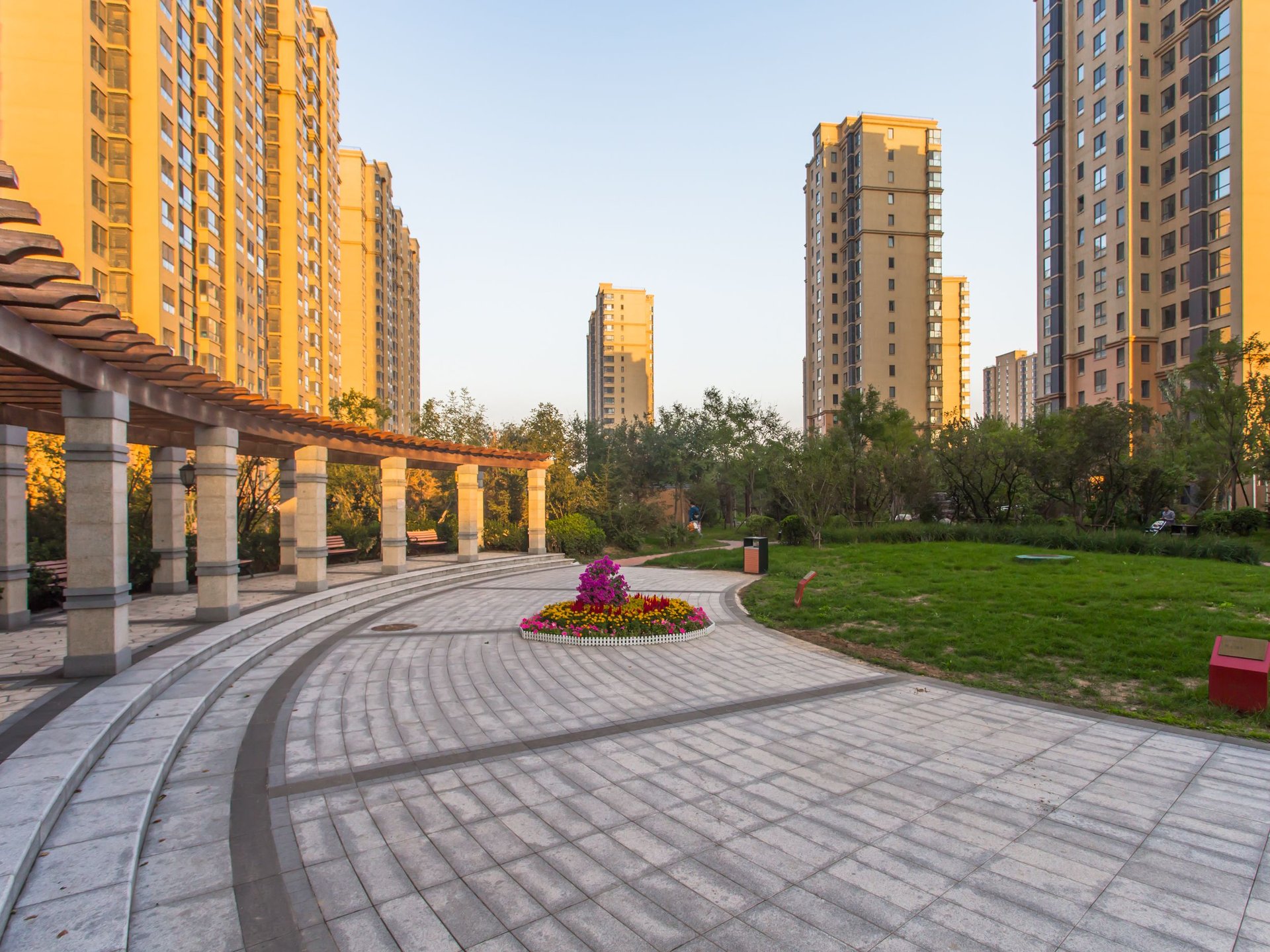 首开熙悦山澜庭 environment