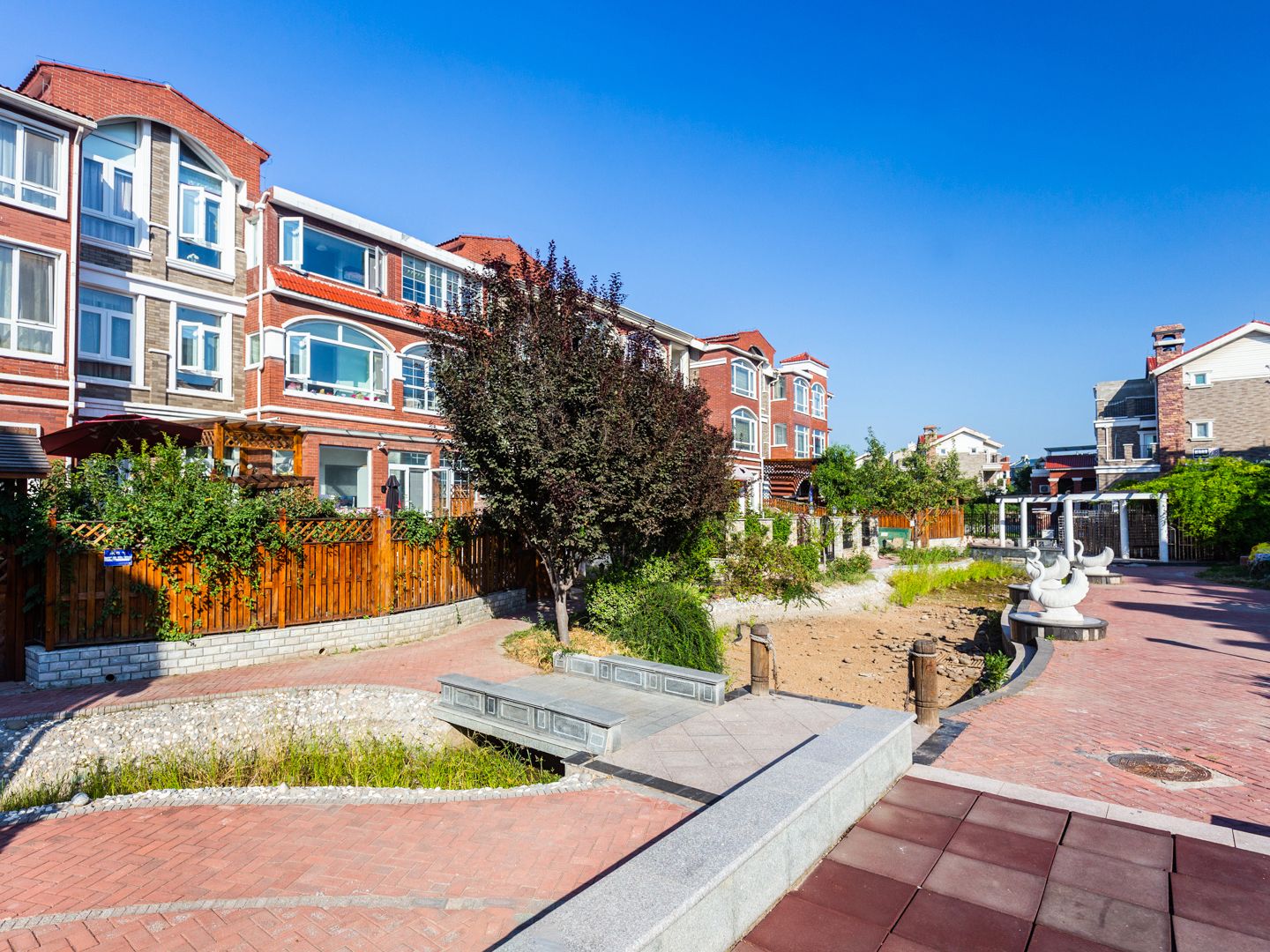 天鹅堡 environment