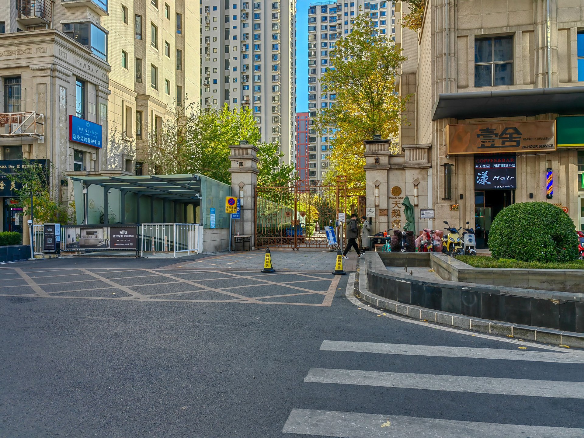 天鹅湾南区 environment