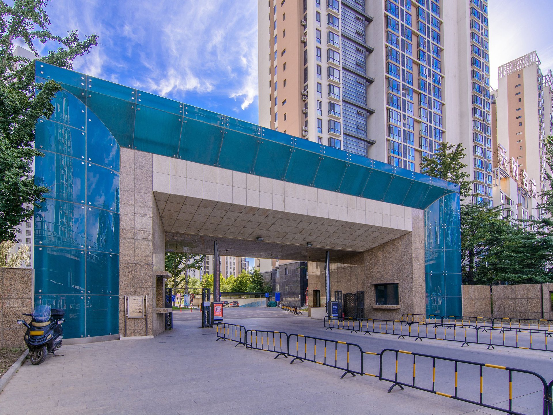 天时名苑 environment