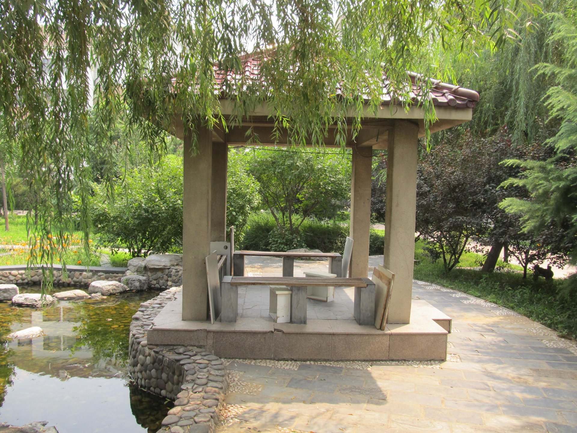 天秀花园荷塘月舍 environment