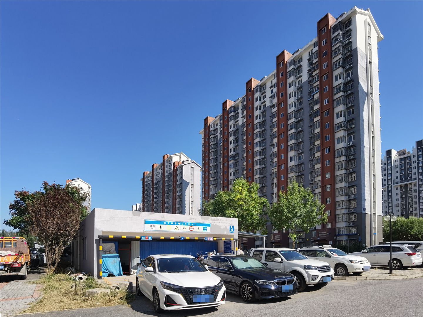 天裕昕园东区 environment