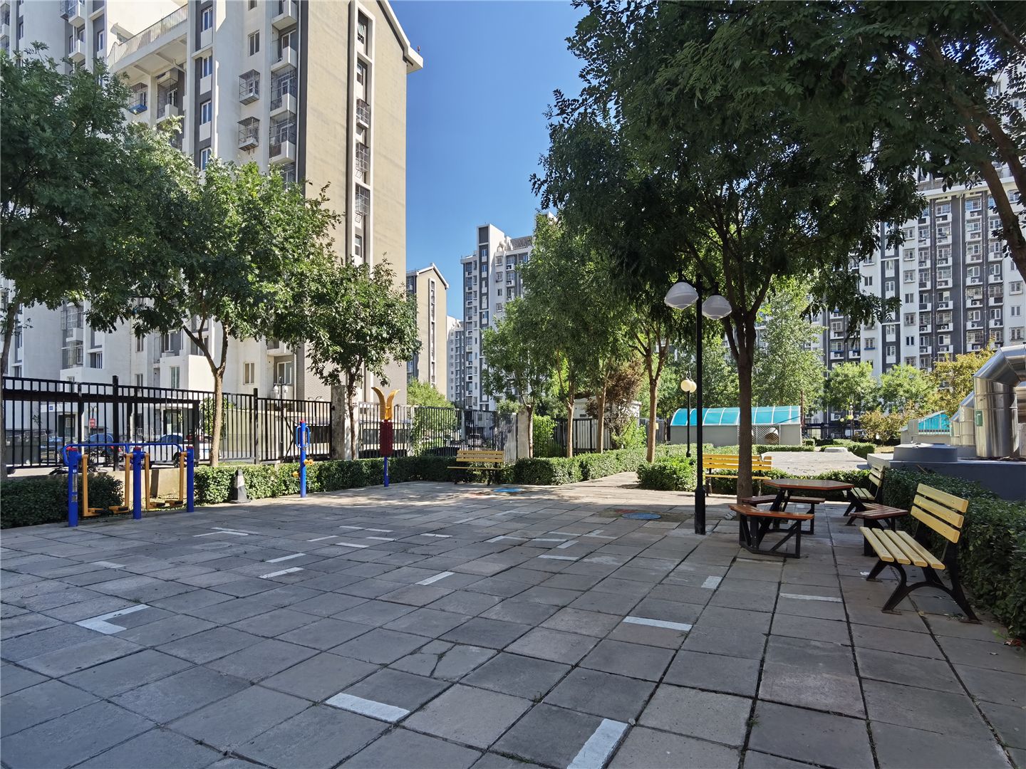 天裕昕园东区 environment