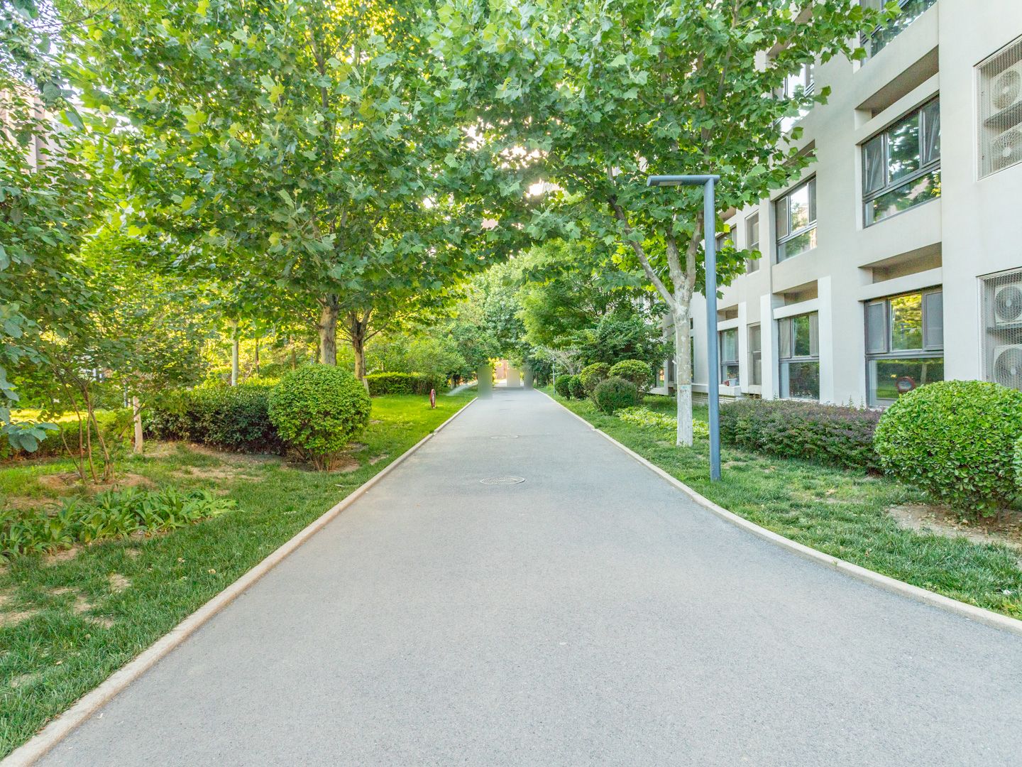 万科金域东郡 environment