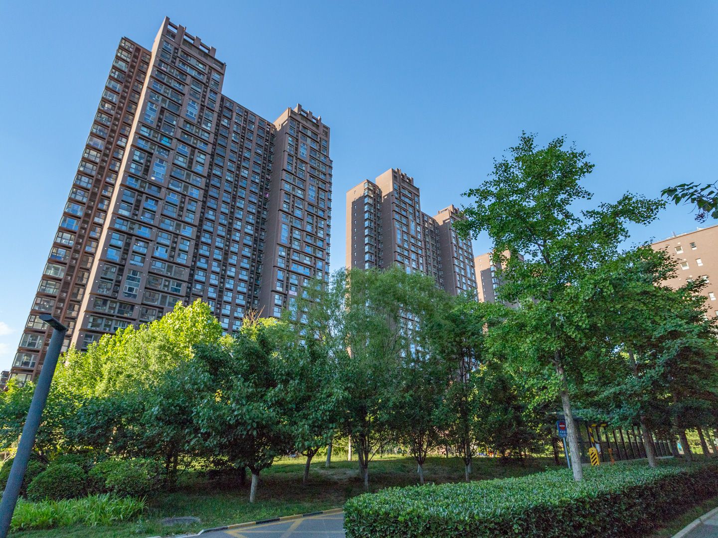 万科金域东郡 environment