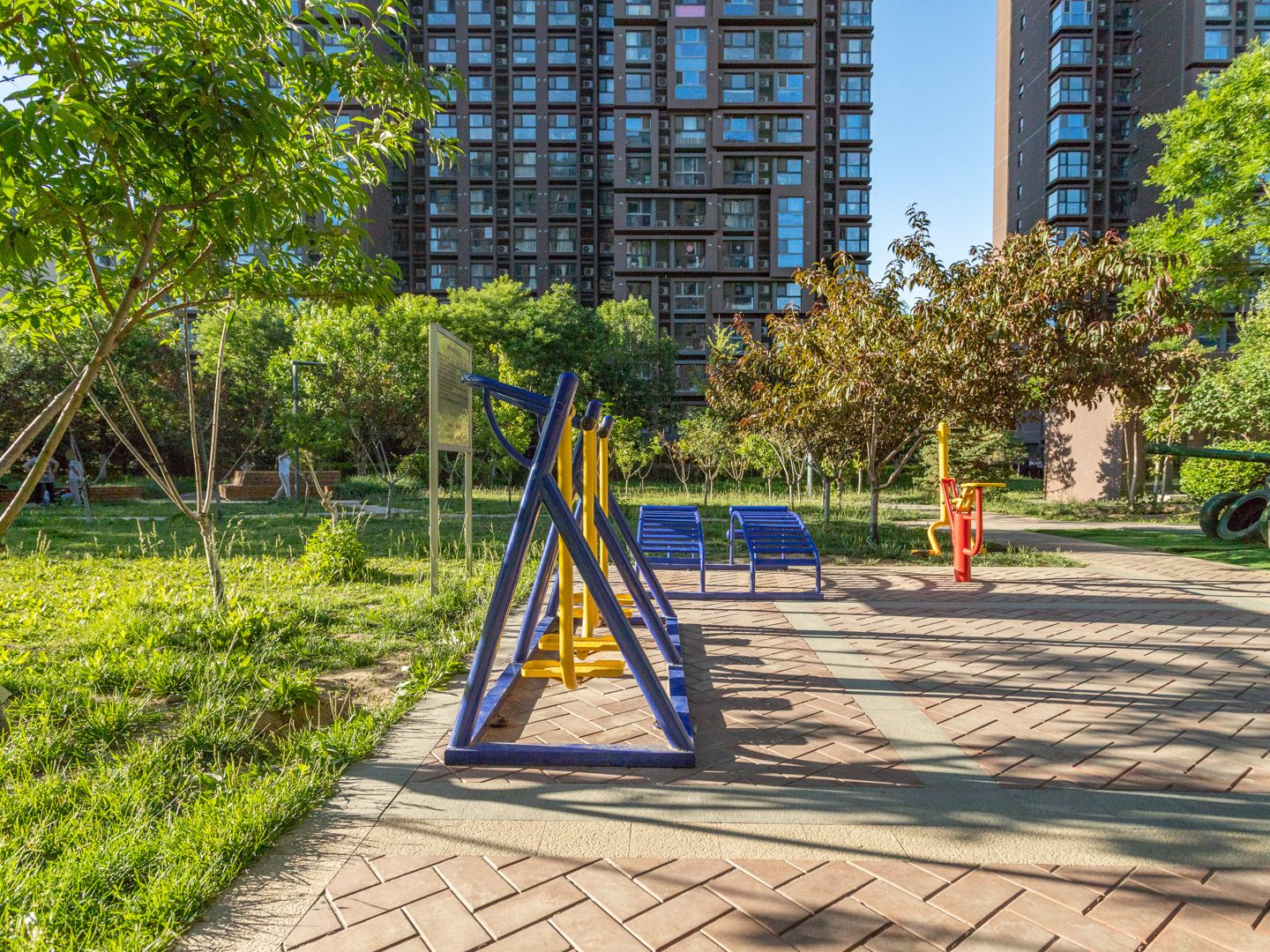 万科金域东郡 environment