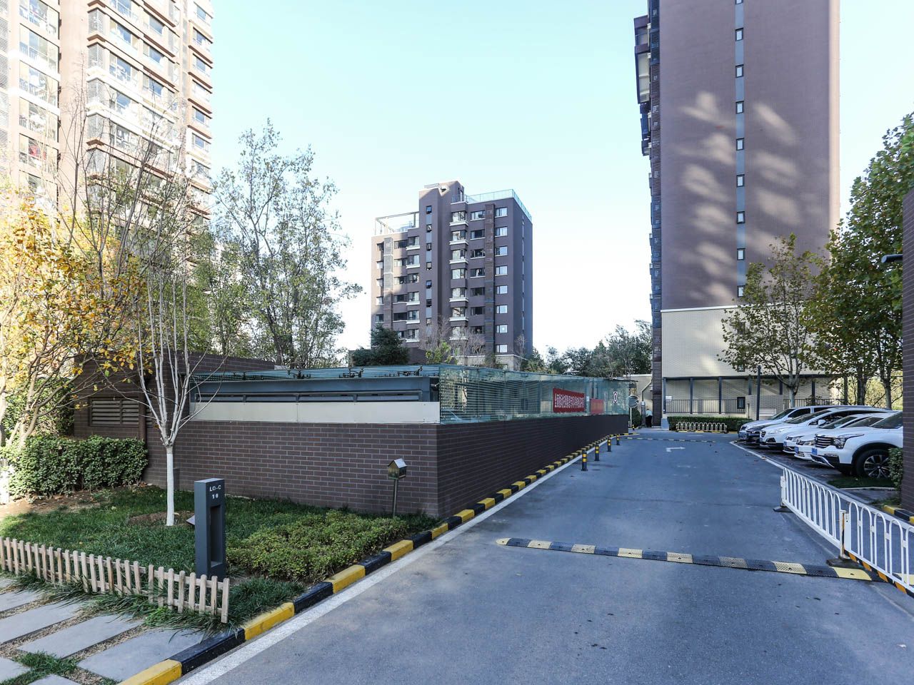 万科蓝蓝沁家园 environment