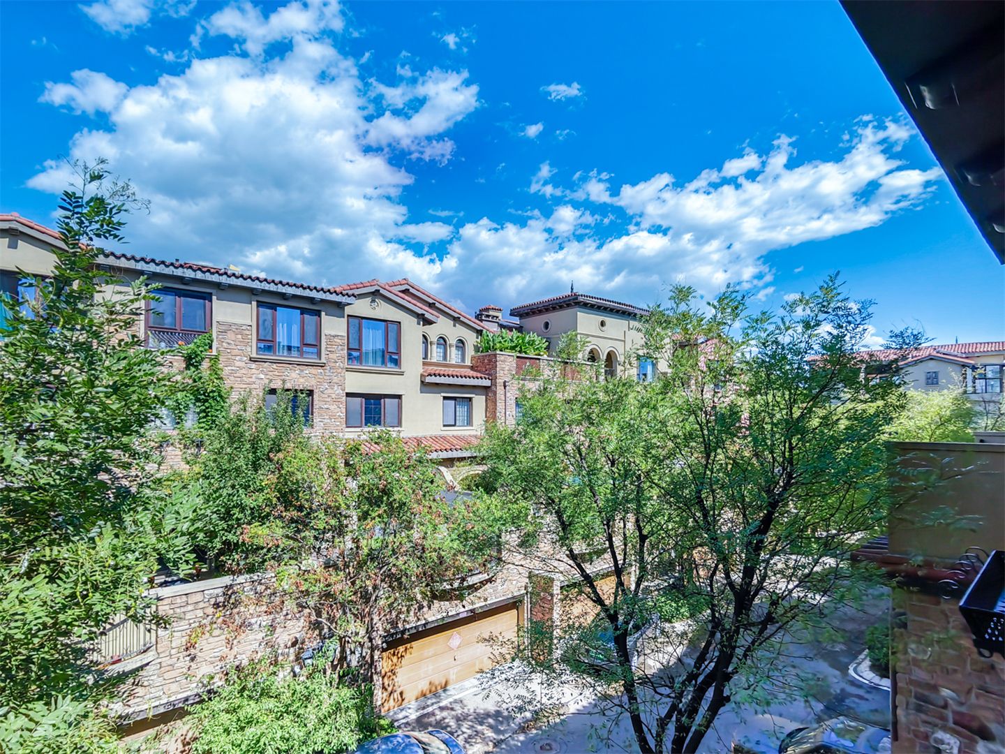 万通天竺新新家园 environment