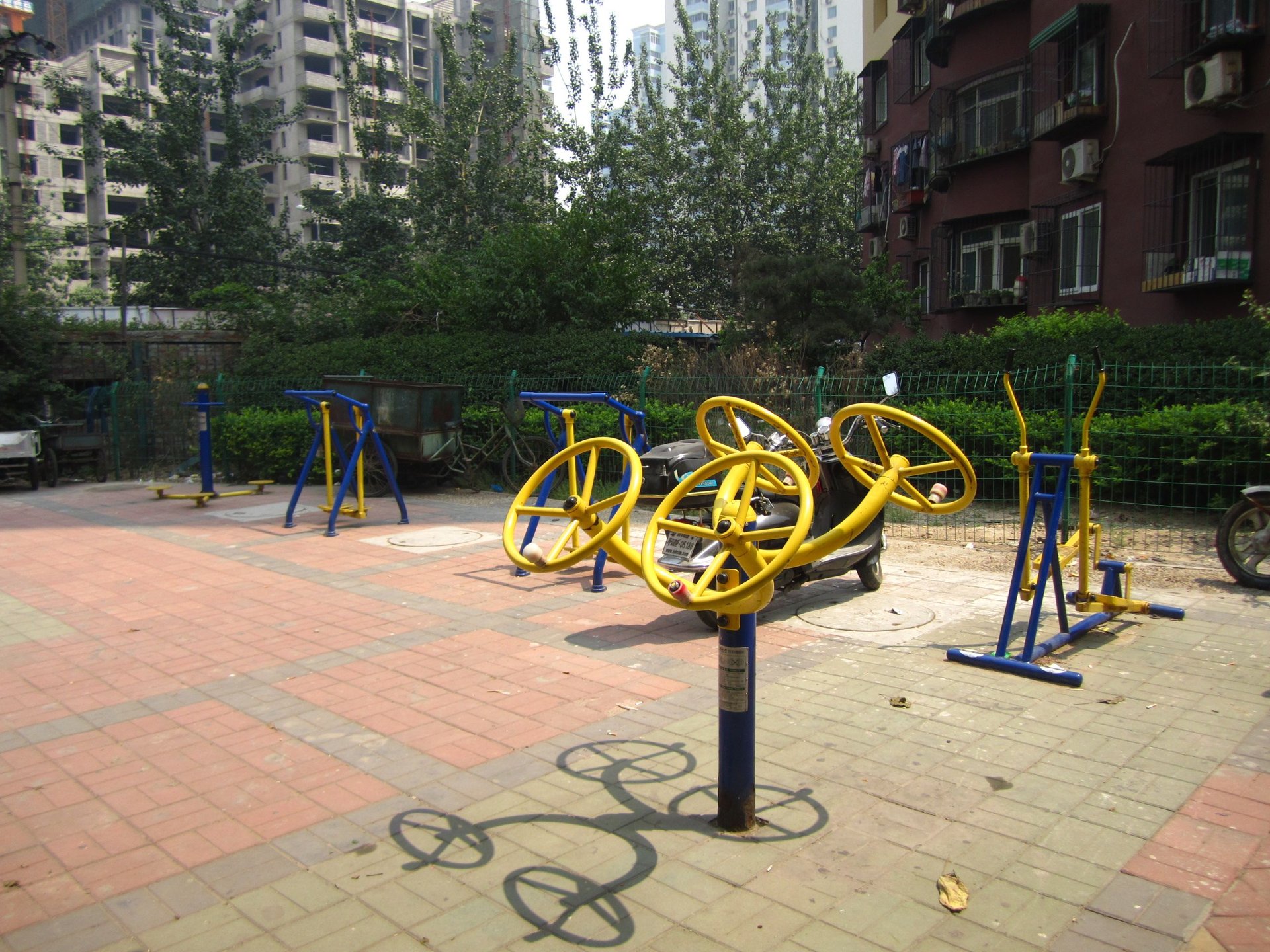 吴家村路10号院 environment