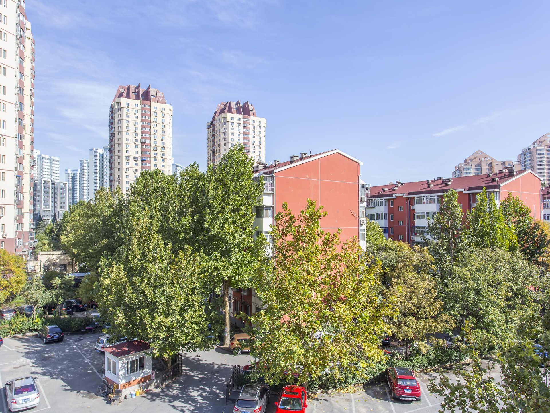 吴家村路10号院 environment