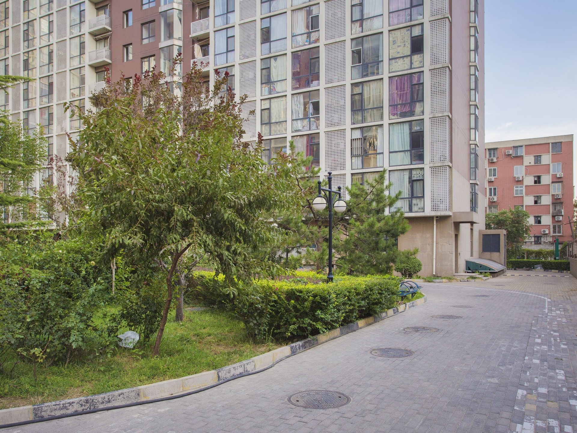 五月华庭 environment