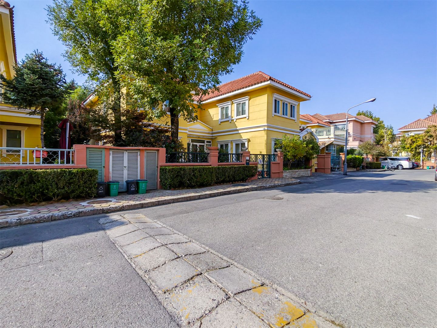 香江花园 environment