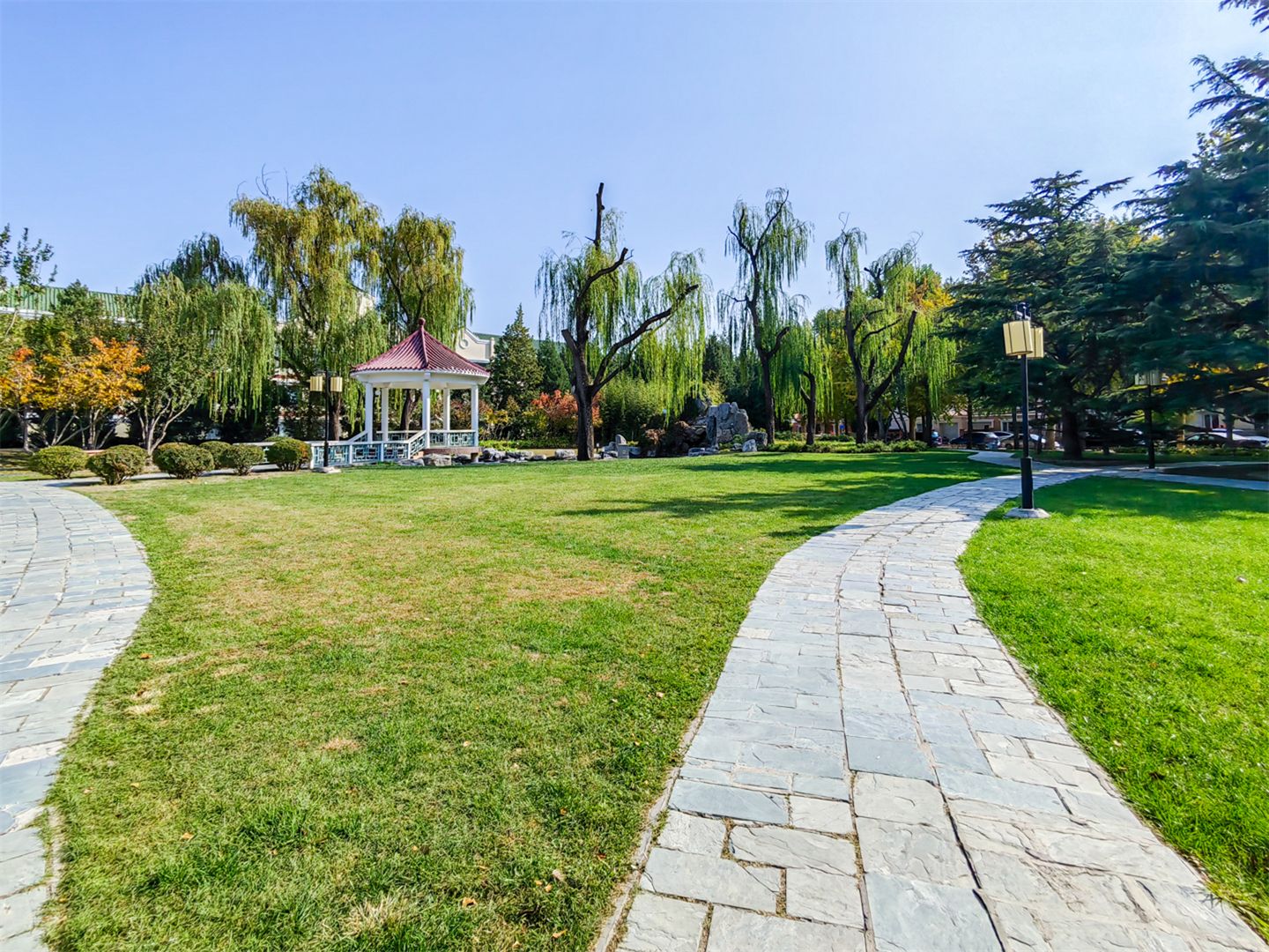 香江花园 environment