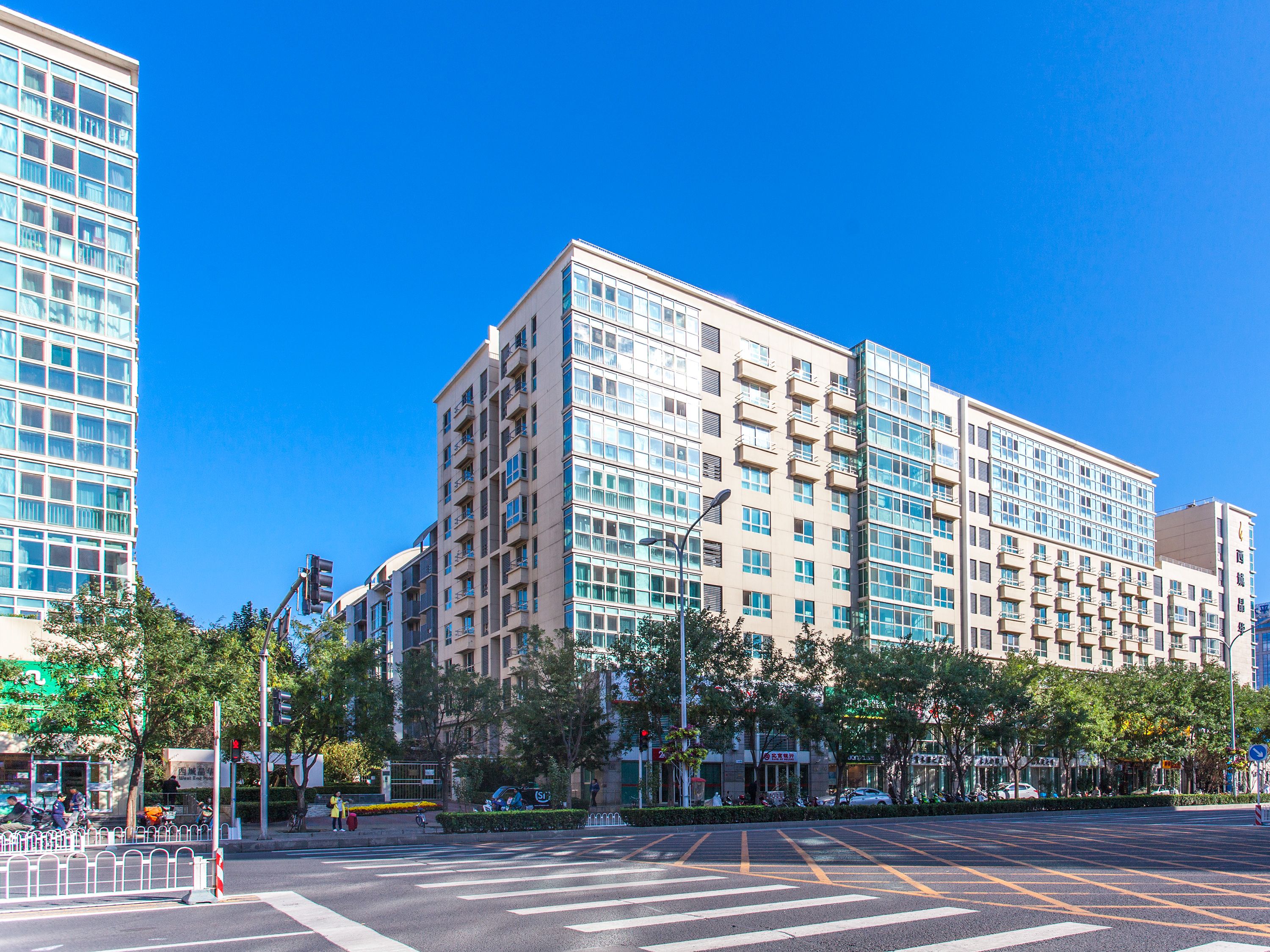 西城晶华 environment