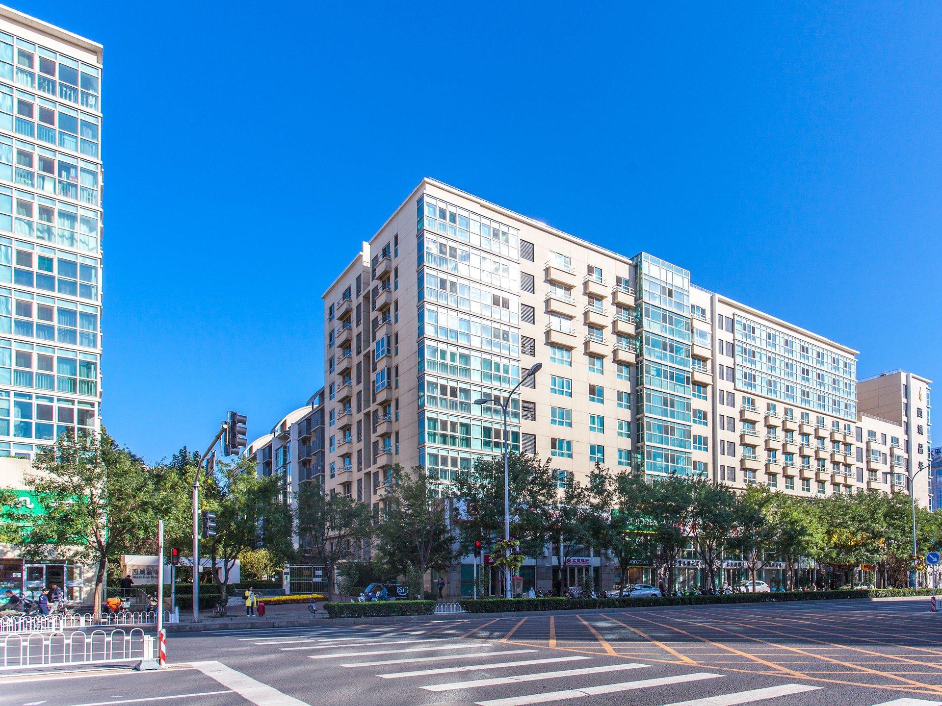 西城晶华 environment