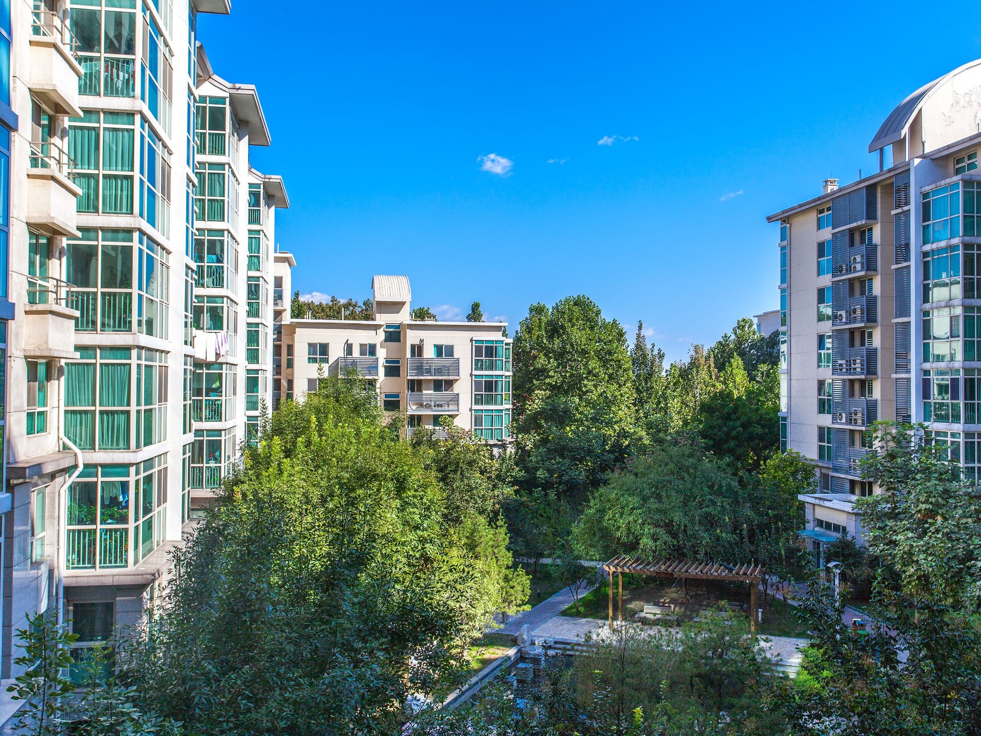 西城晶华 environment