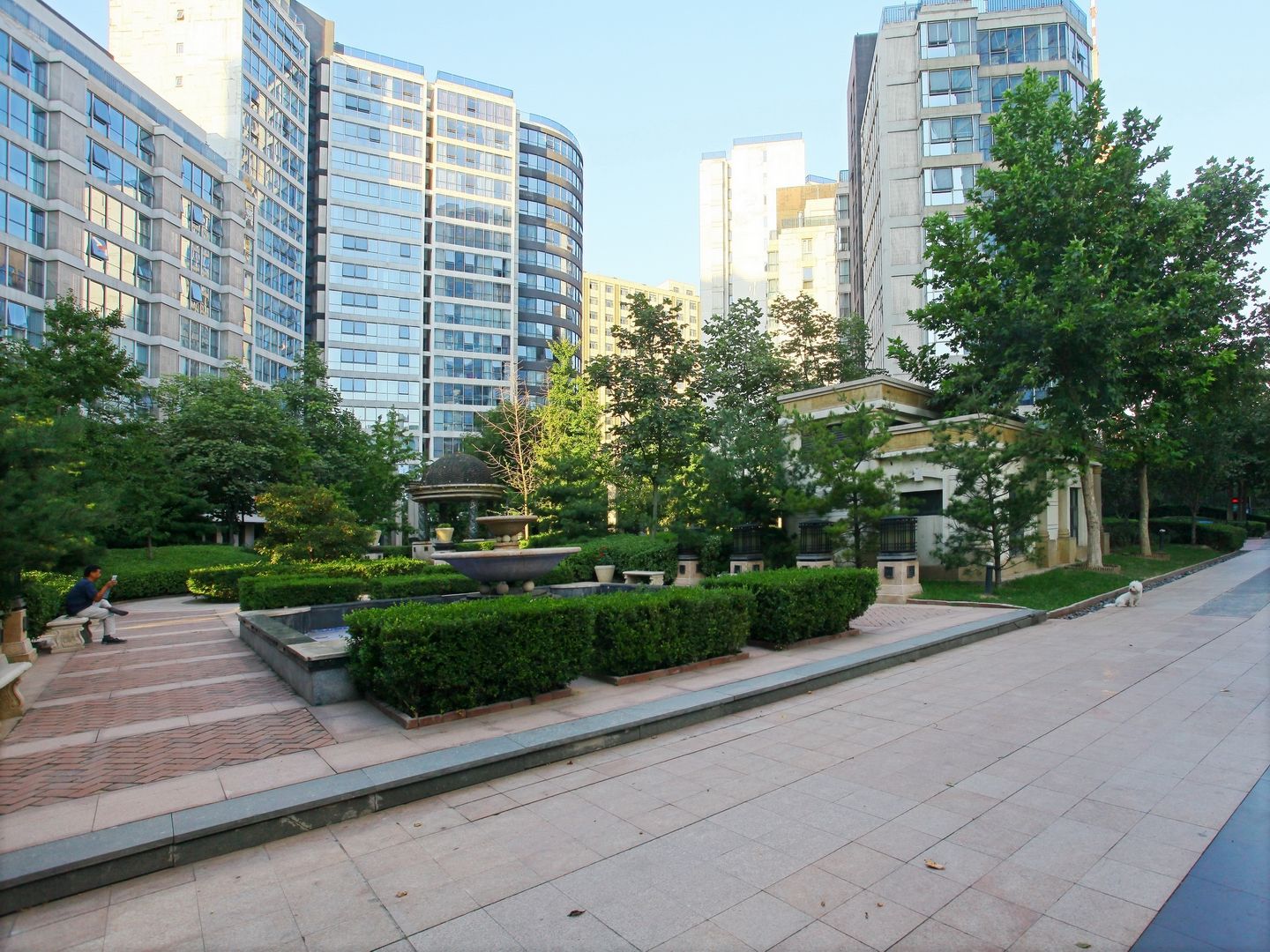 西钓鱼台嘉园 environment