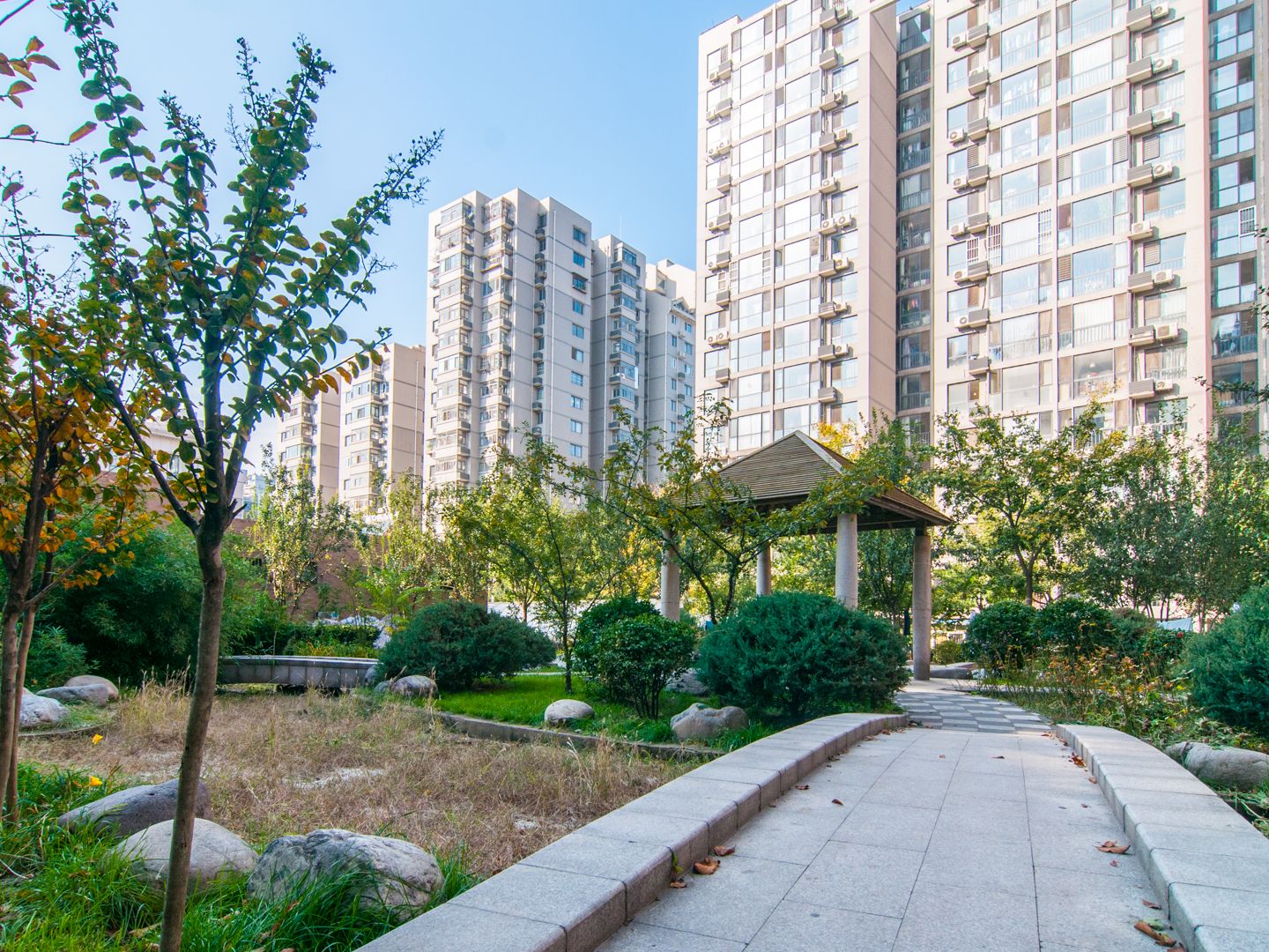 新景家园东区 environment