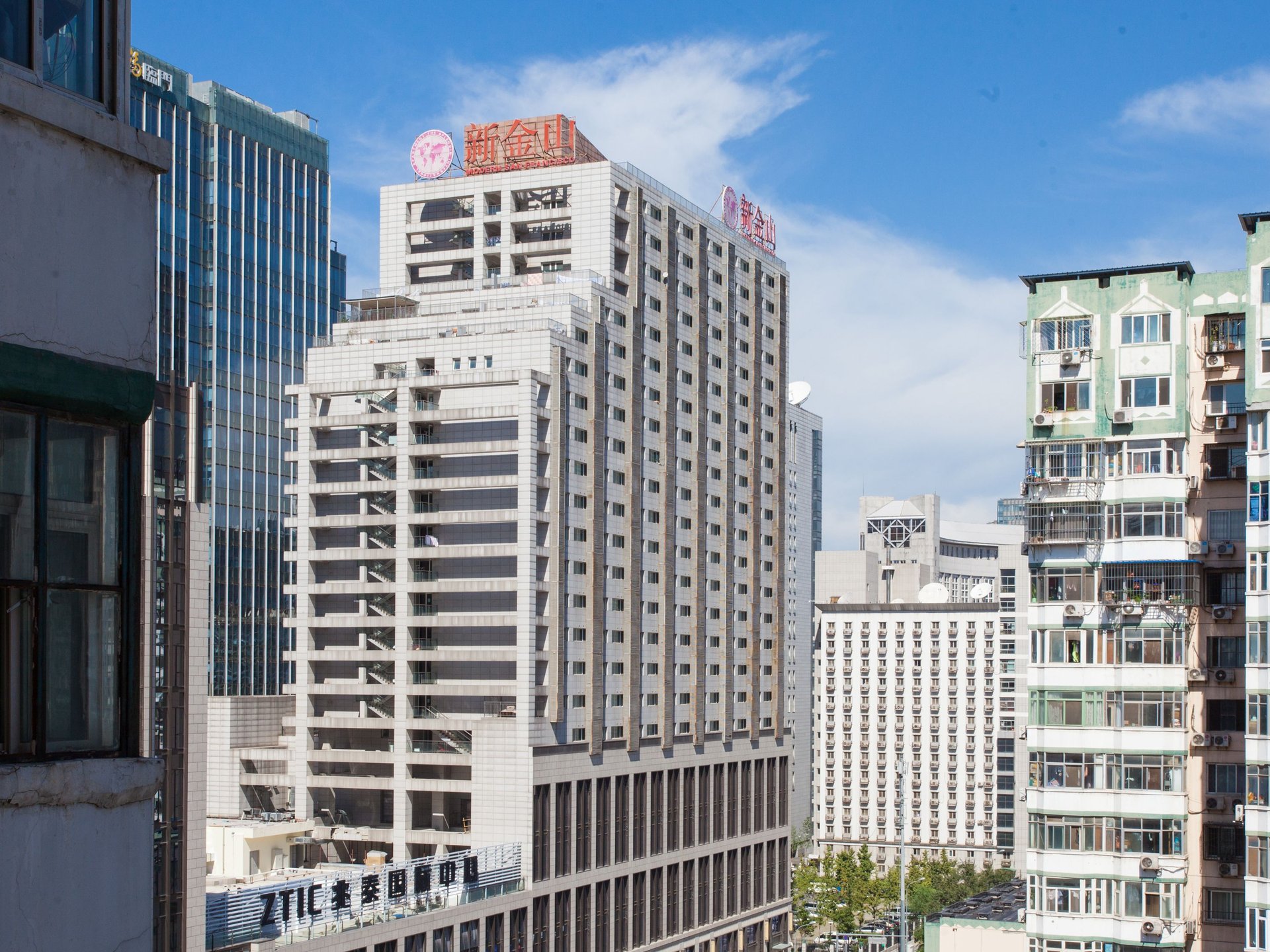 新金山公寓 environment