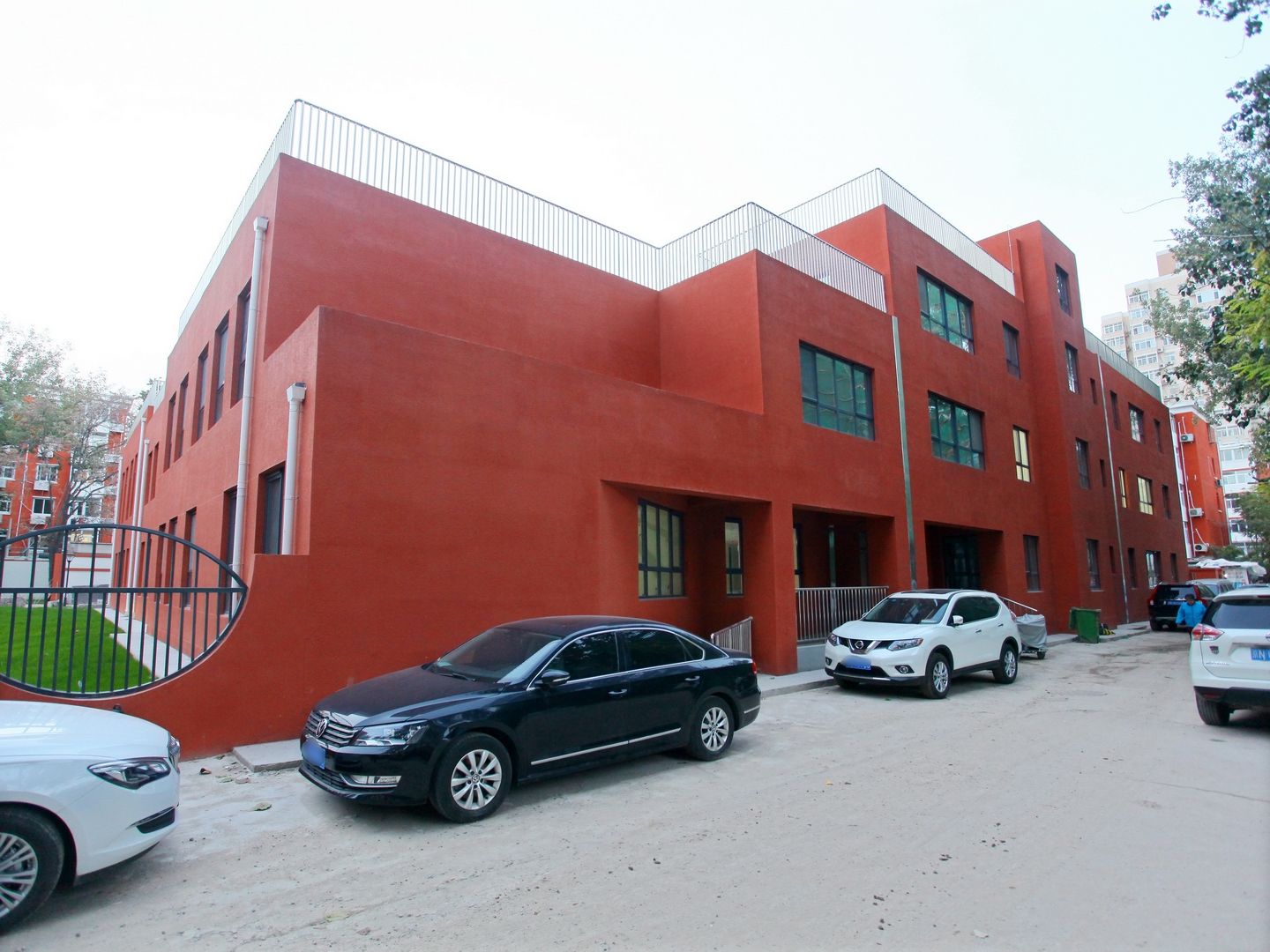 西三环北路105号院 environment