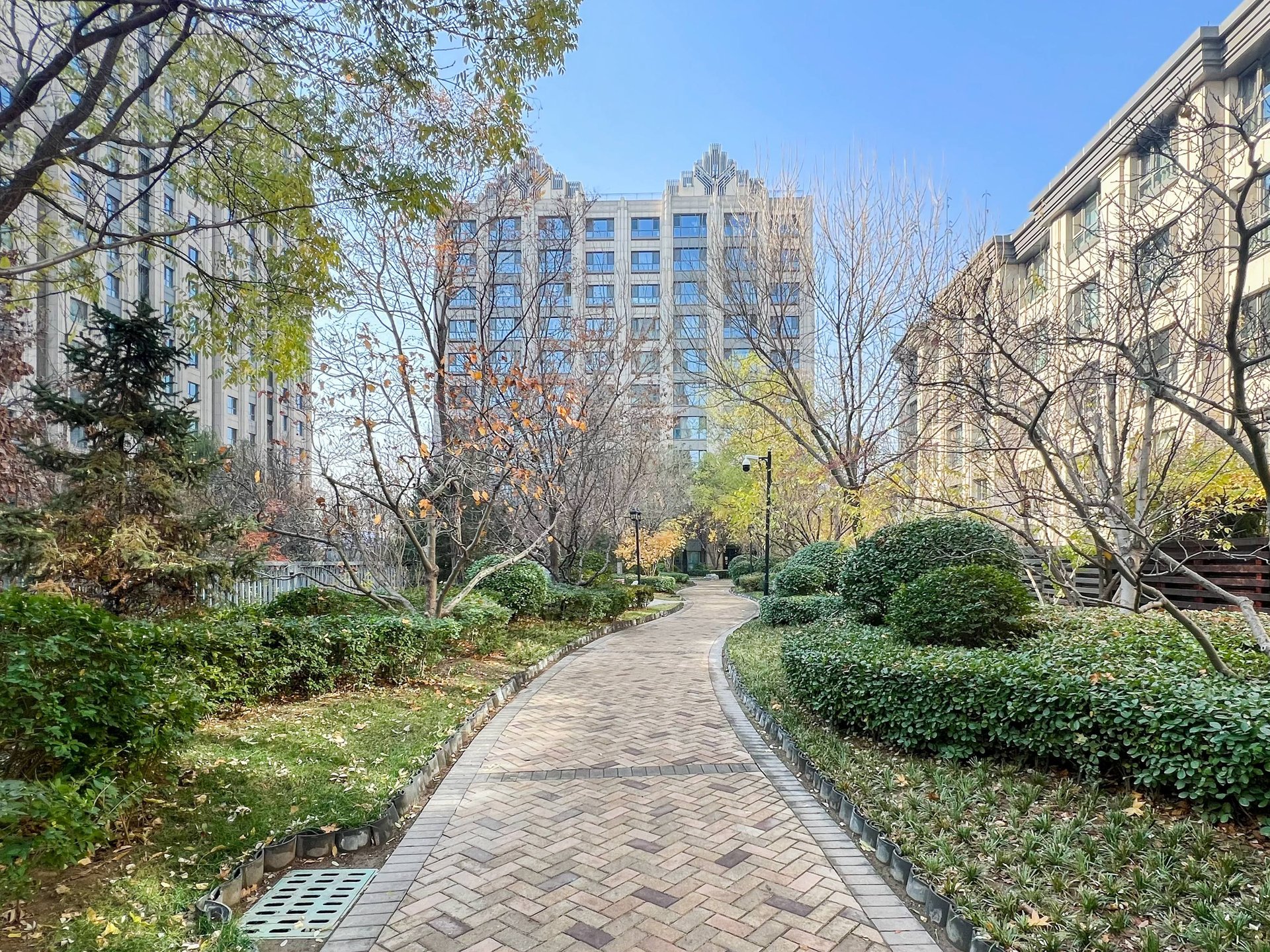 亚奥万和四季 environment