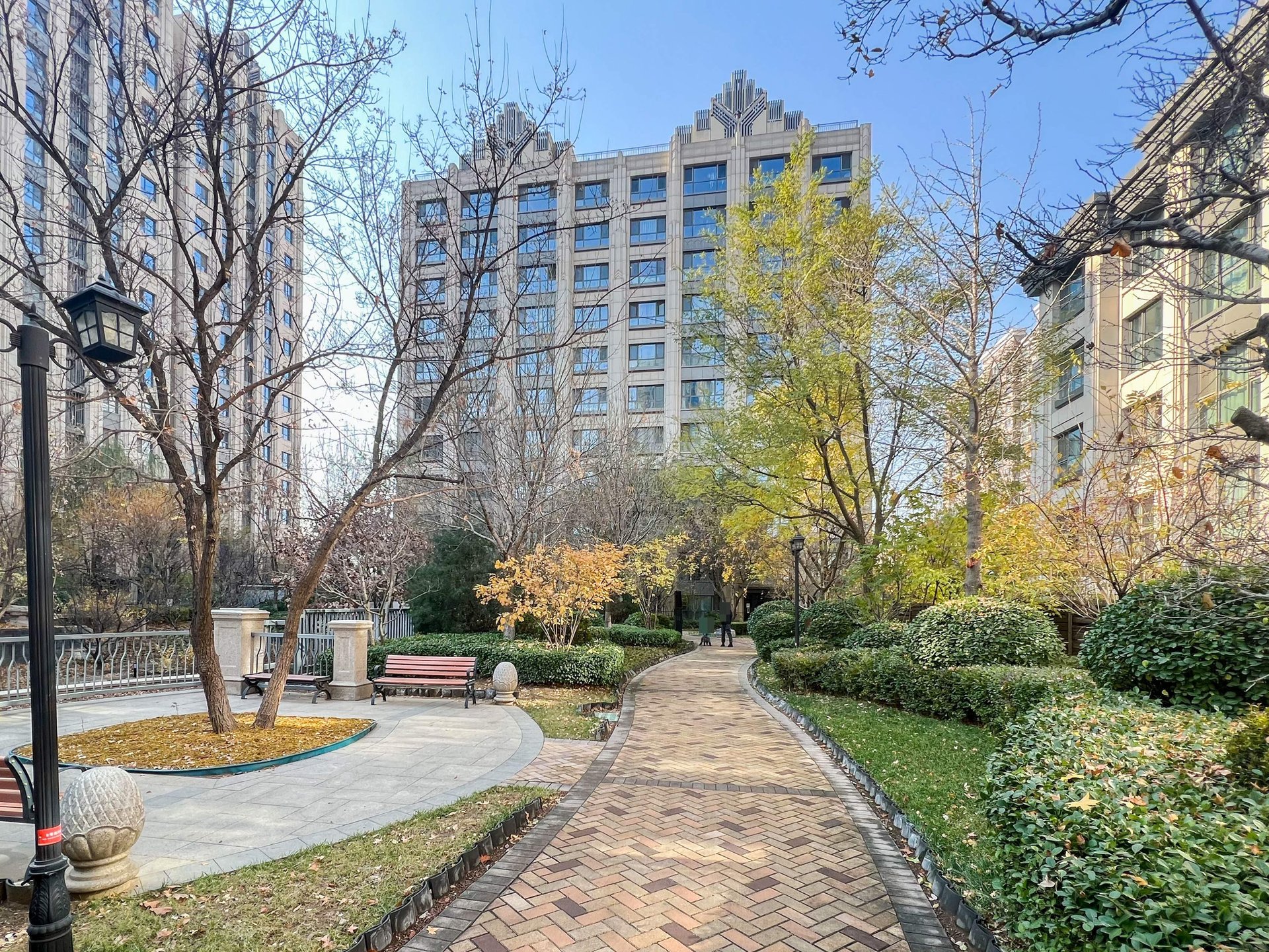 亚奥万和四季 environment