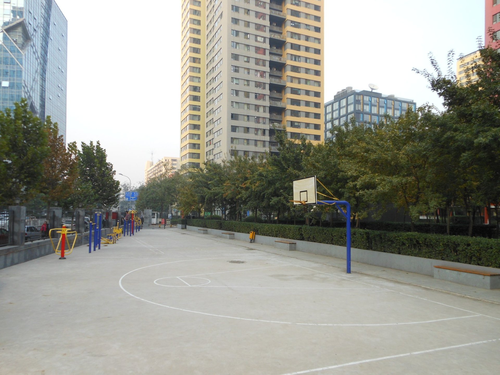 阳光100 environment