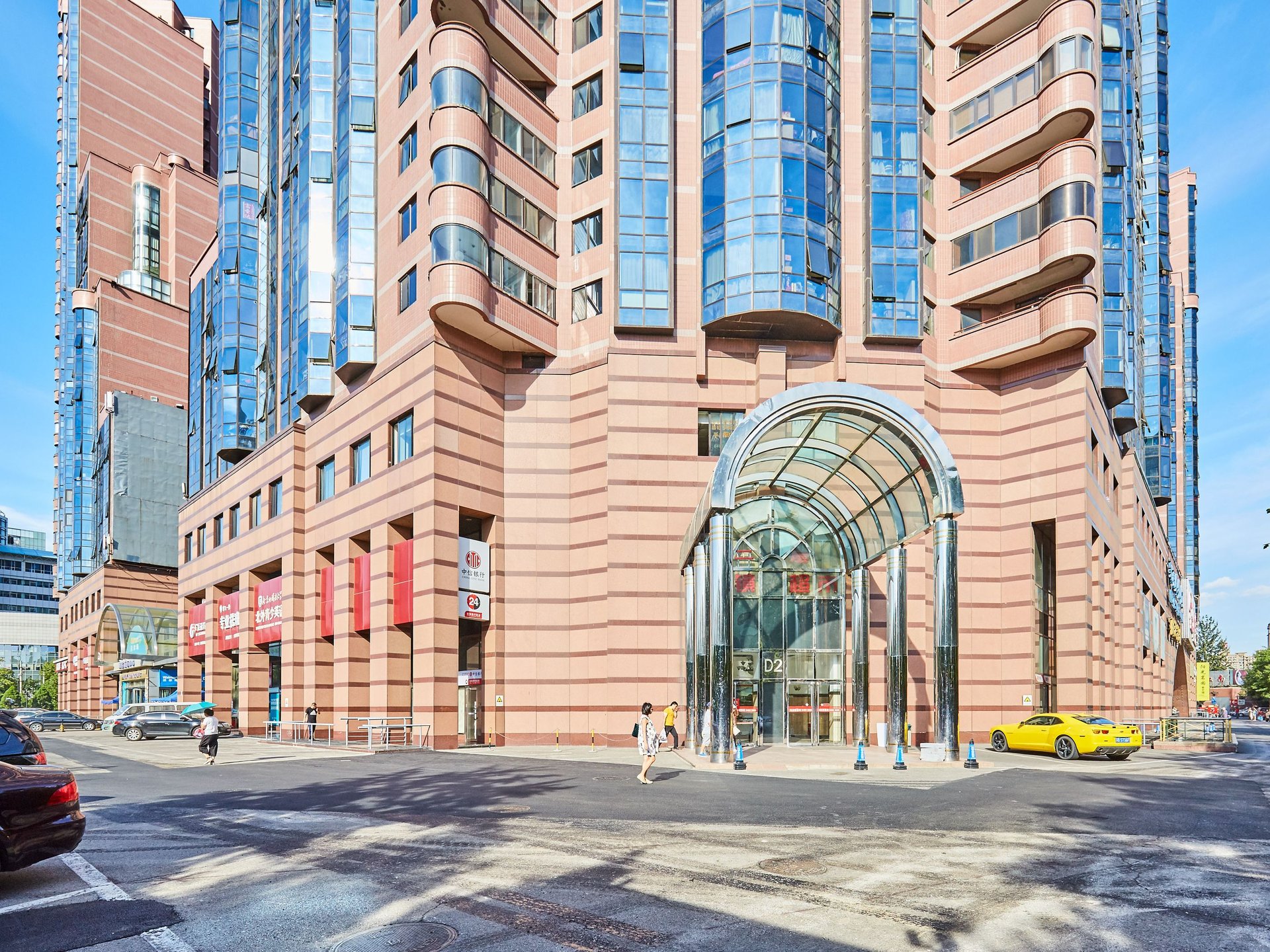 阳光广场 environment