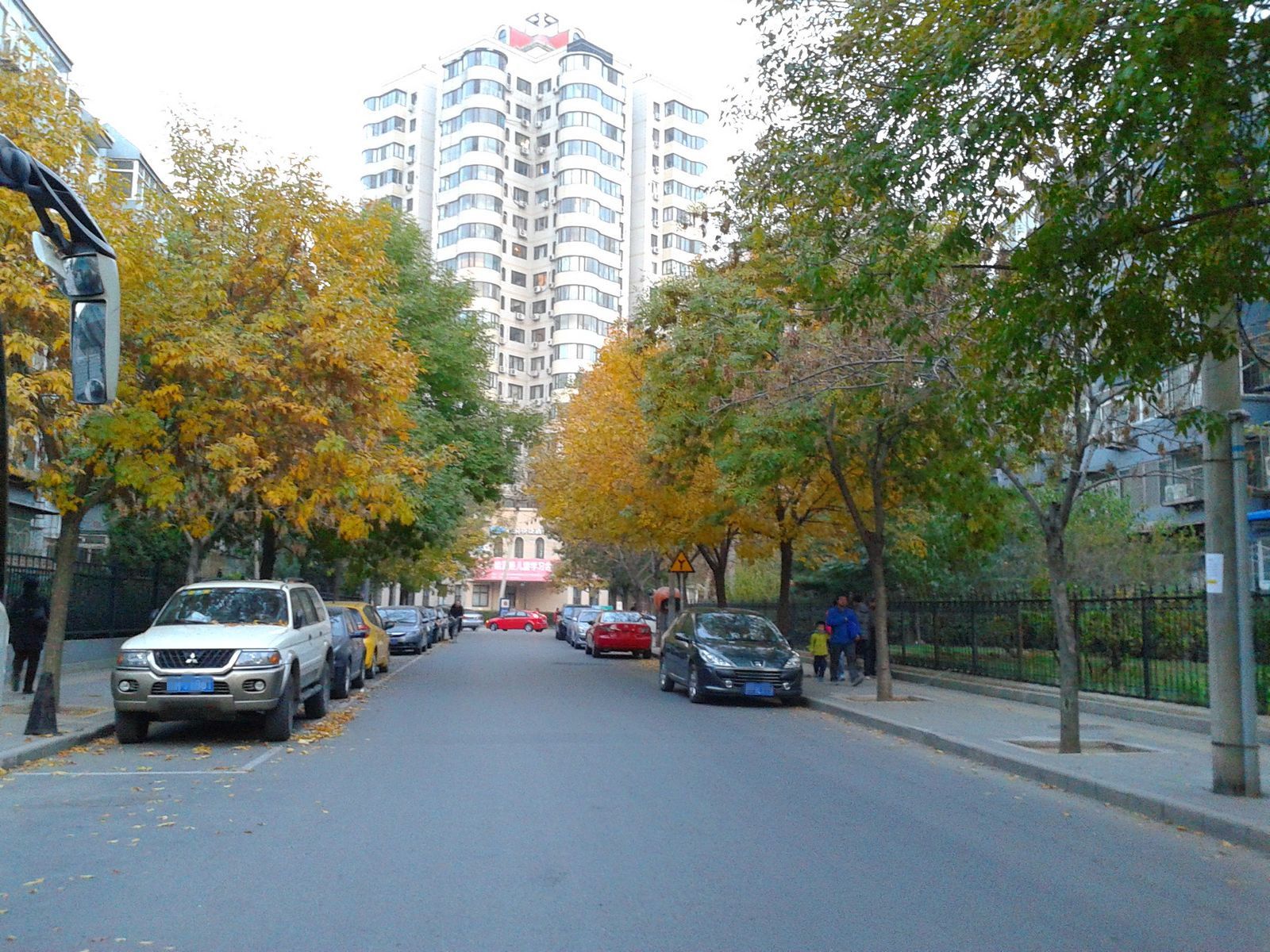 远洋万和城B区 environment