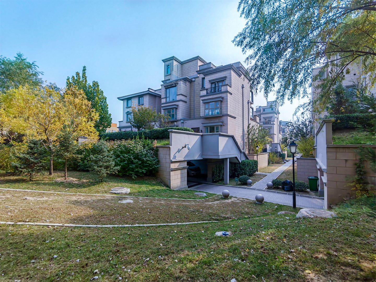 誉天下四期 environment