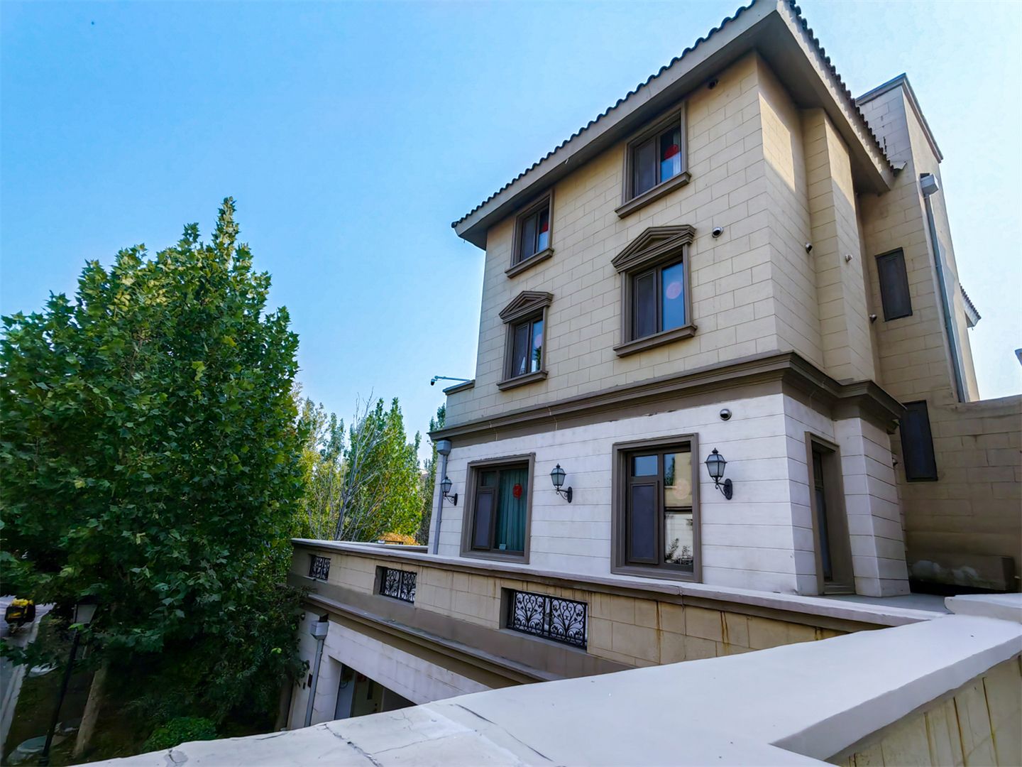 誉天下四期 environment