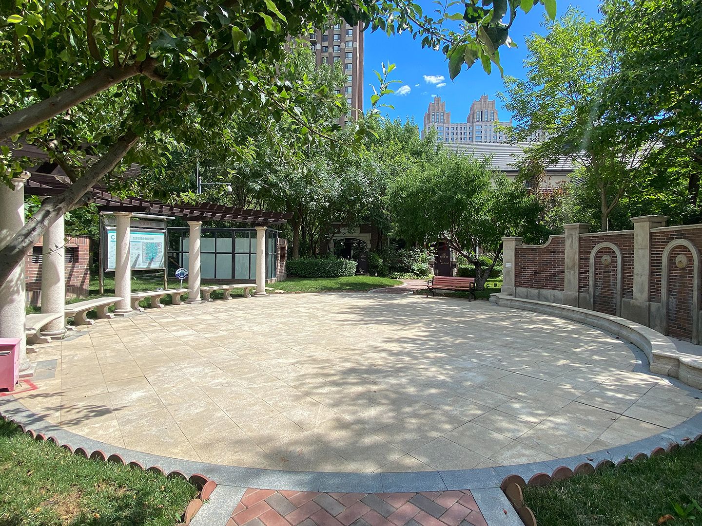 中国铁建国际城 environment