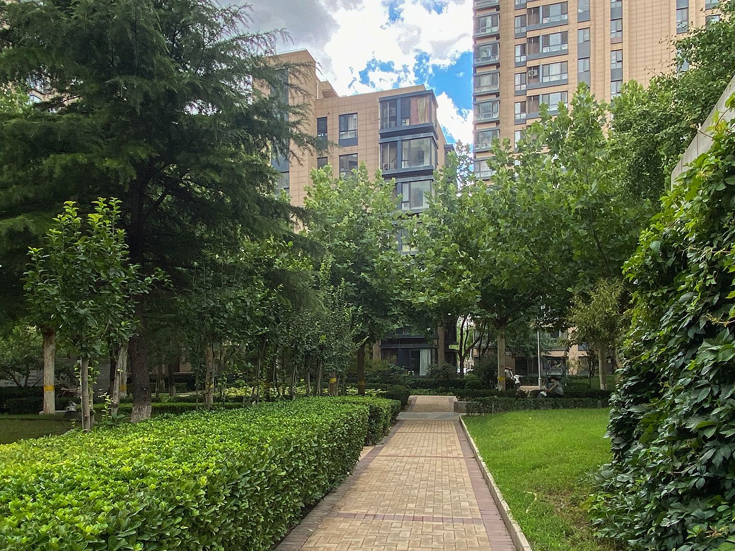 中国铁建国际城 environment