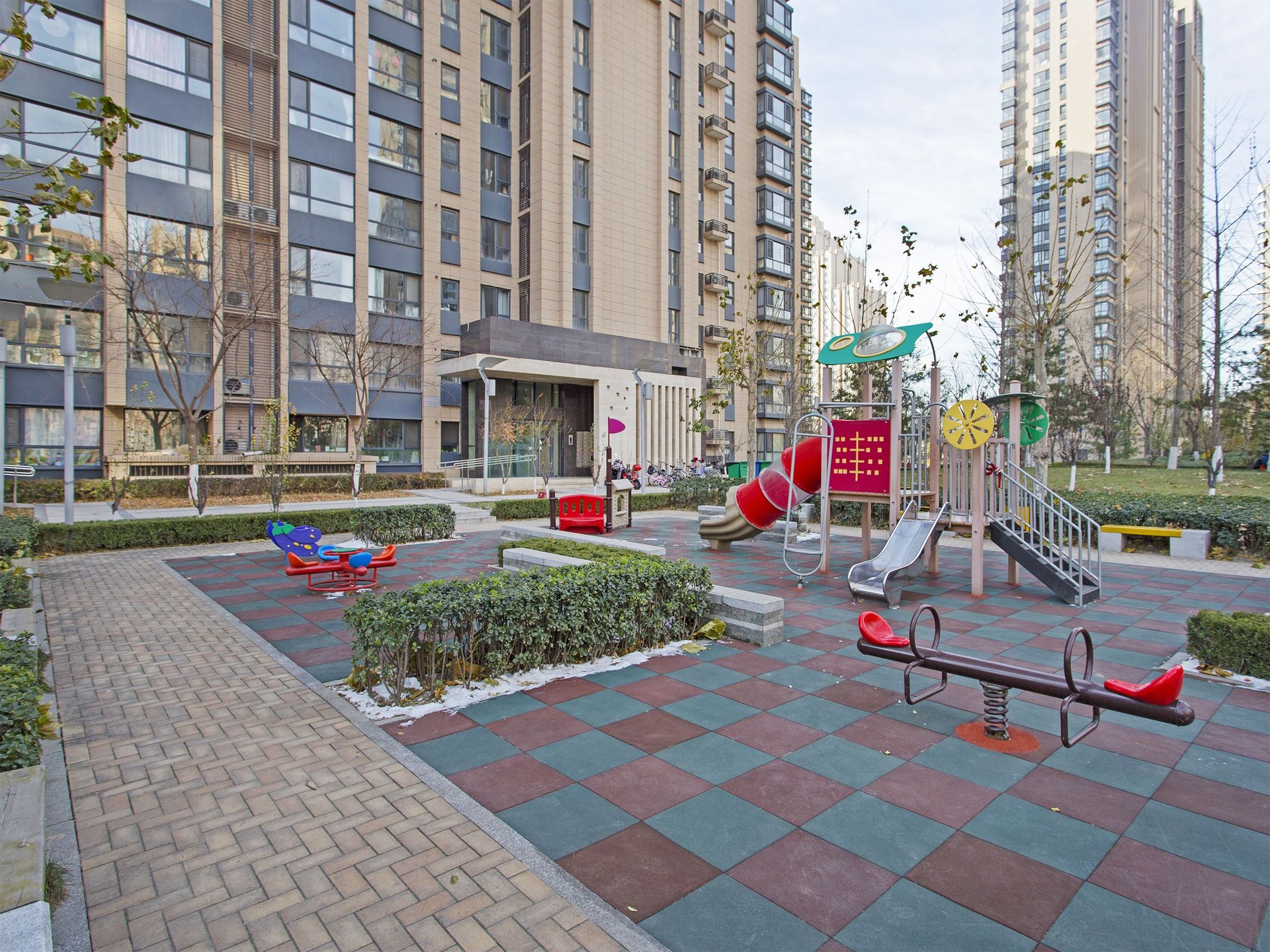 中国铁建国际城 environment