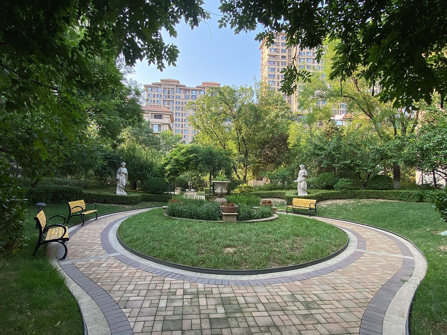 中国铁建花语城 environment