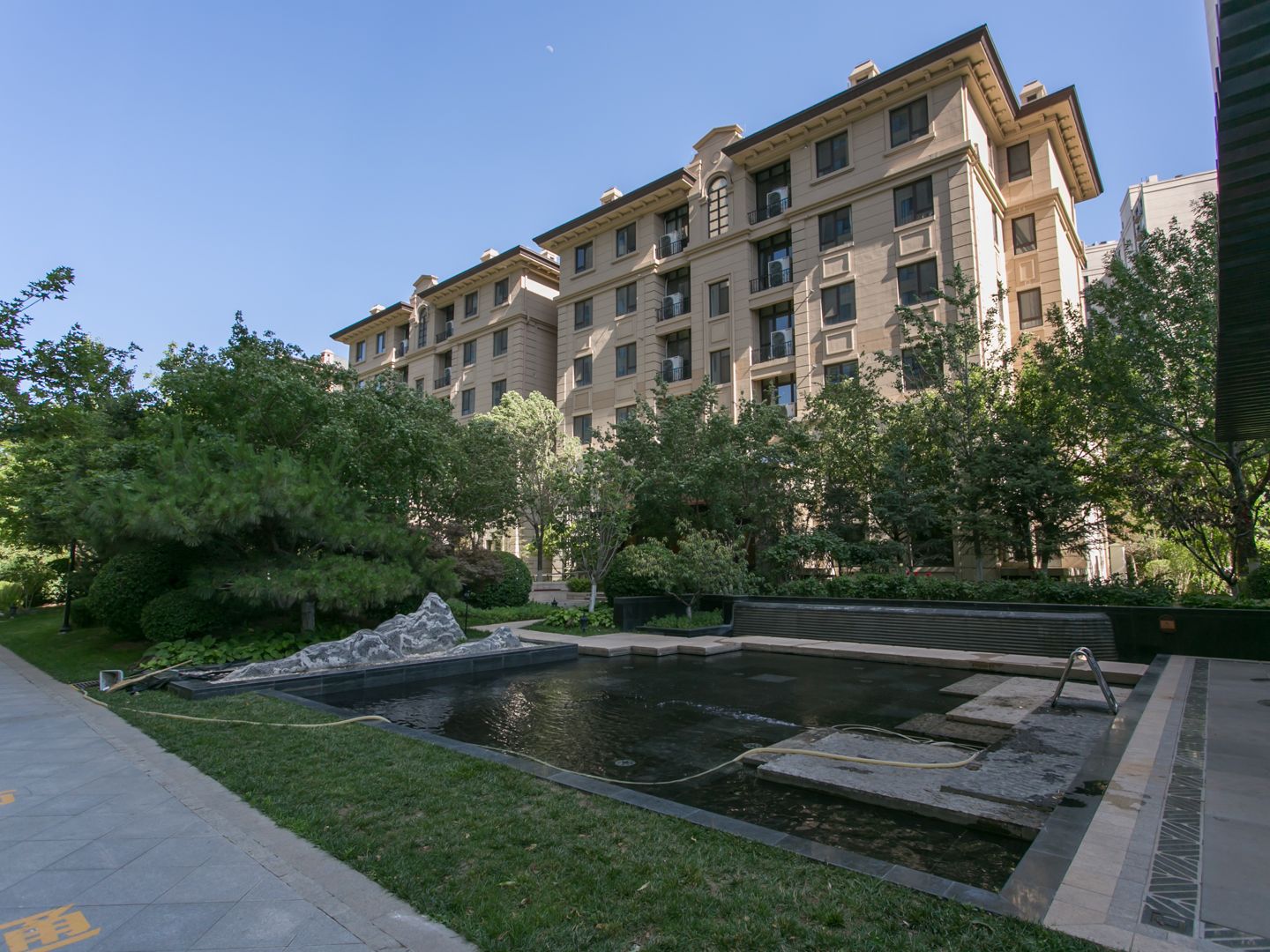 中国铁建花语金郡 environment