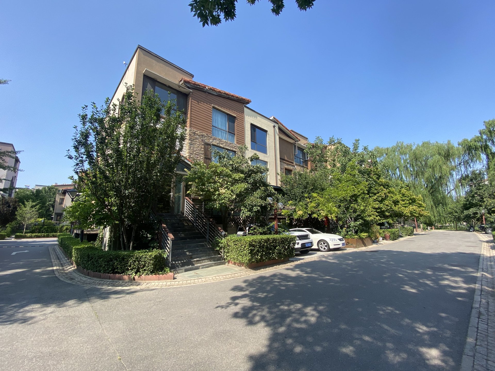 中海安德鲁斯庄园东区 environment