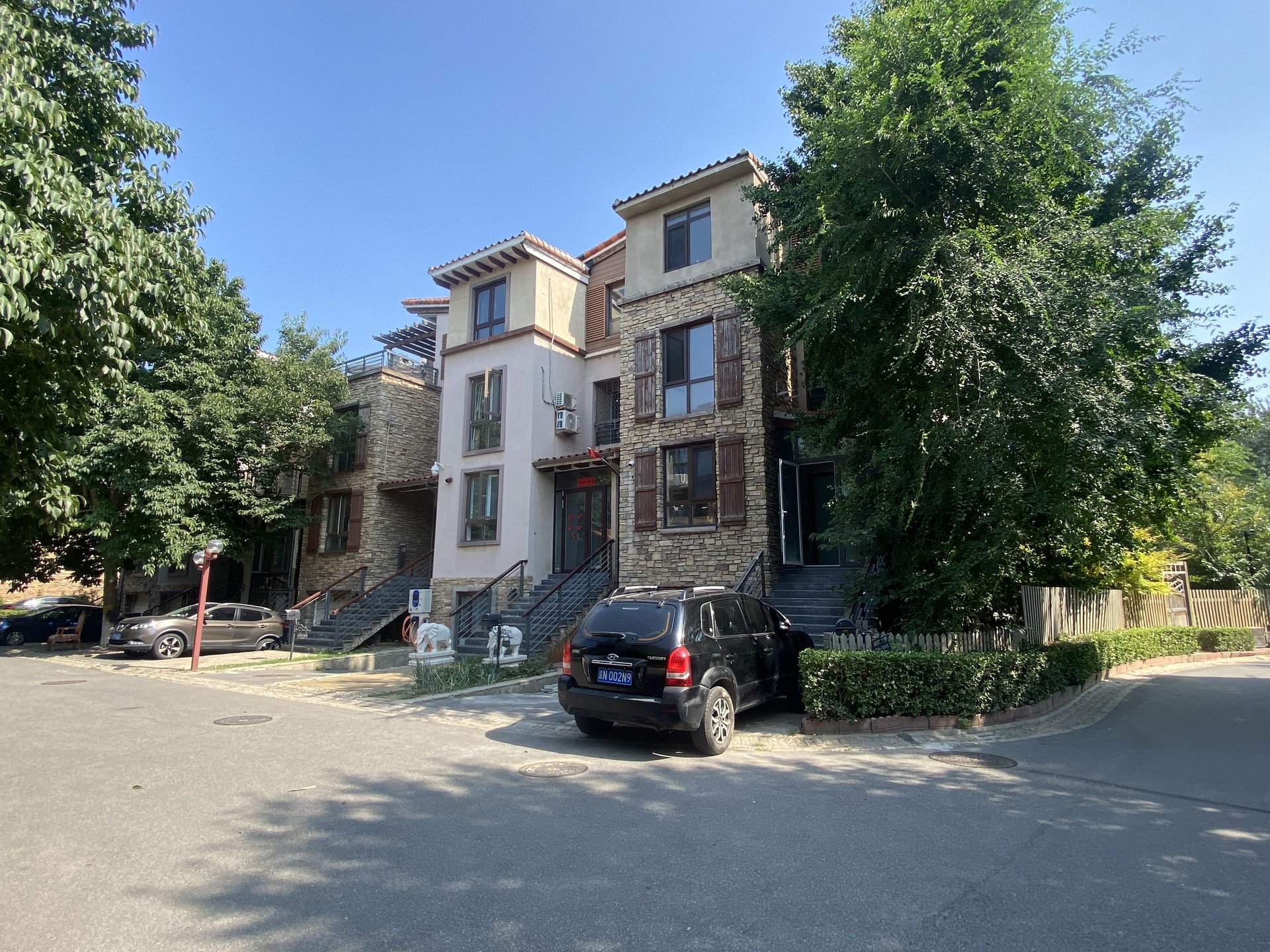 中海安德鲁斯庄园东区 environment