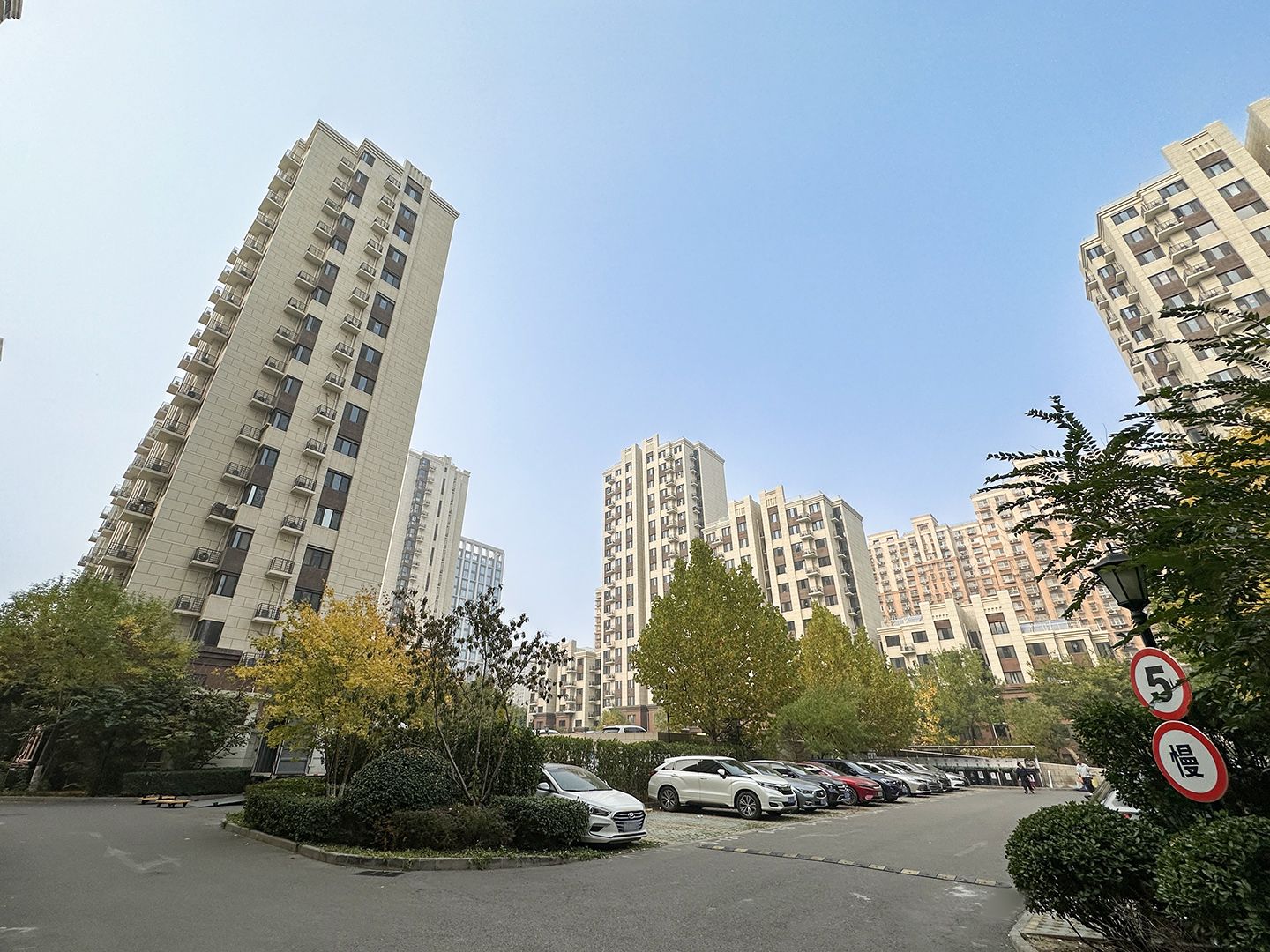 中海长安雅苑 environment