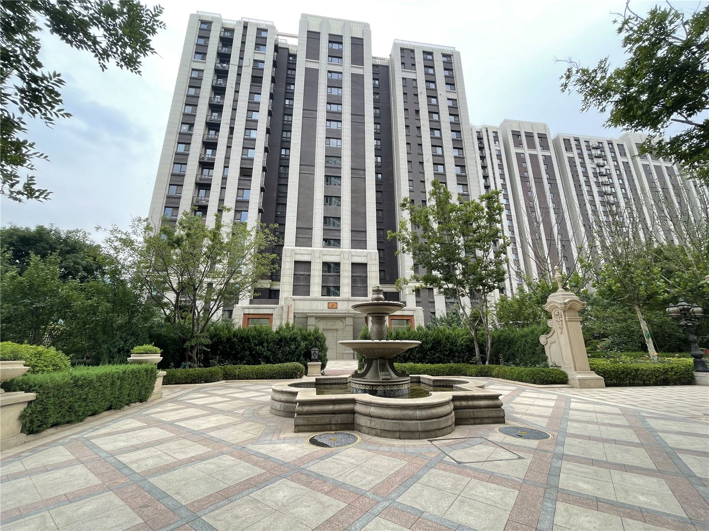 中海金玺公馆 environment