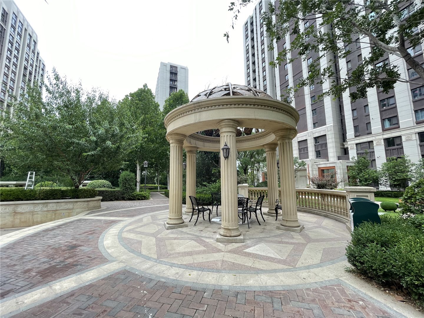 中海金玺公馆 environment